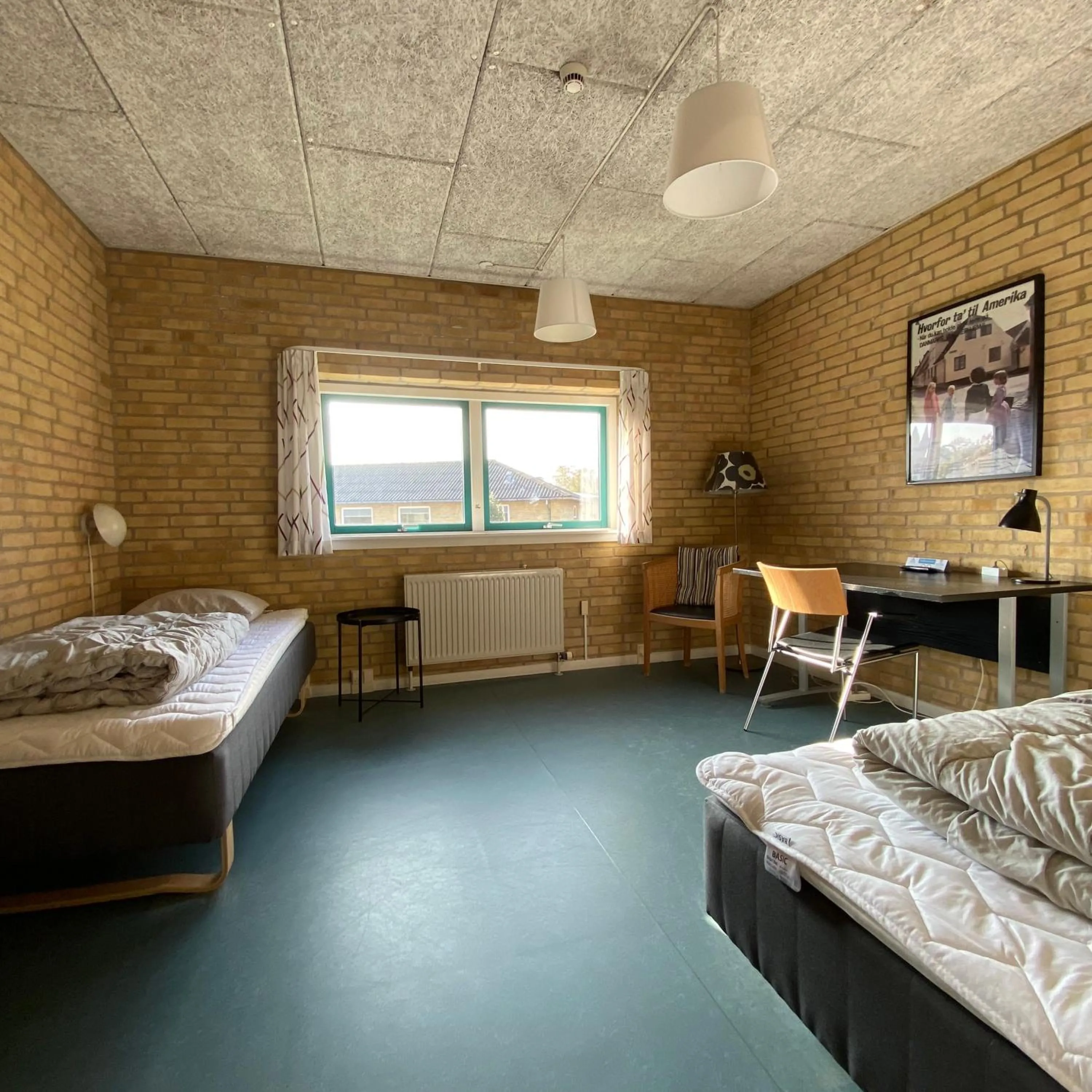 Photo of the whole room, Bed in Danhostel Kalundborg