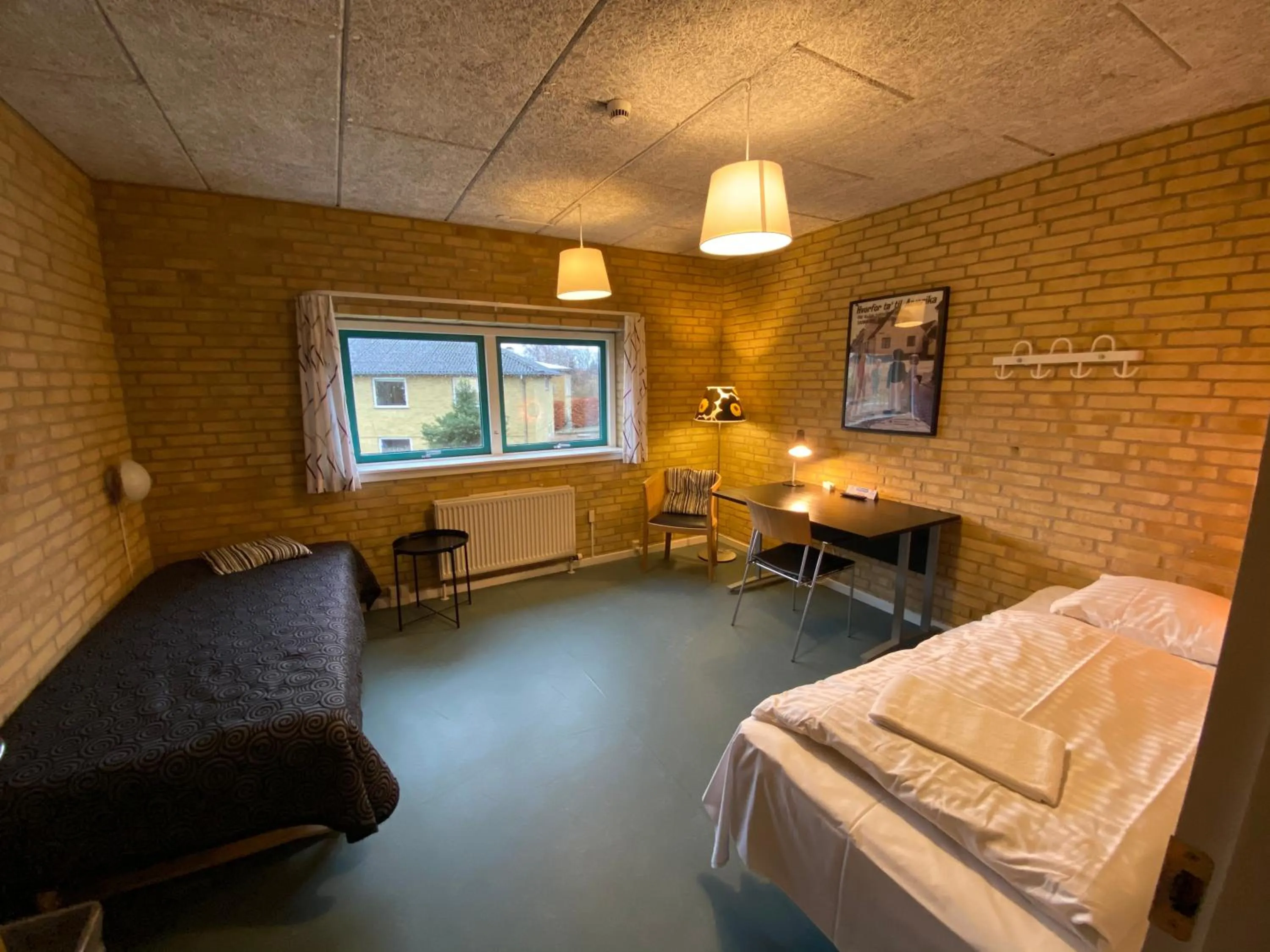 Photo of the whole room, Bed in Danhostel Kalundborg