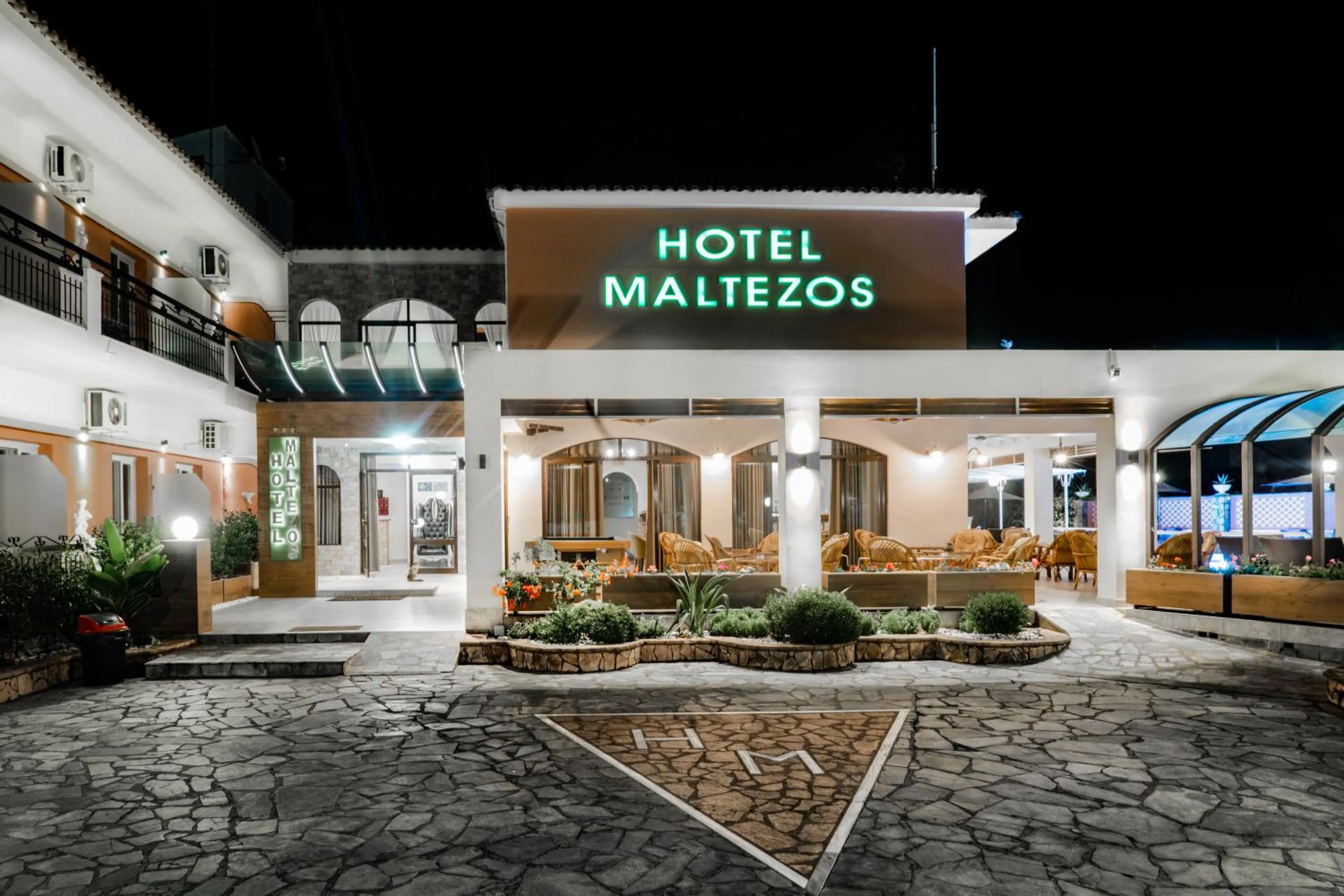 Maltezos Hotel