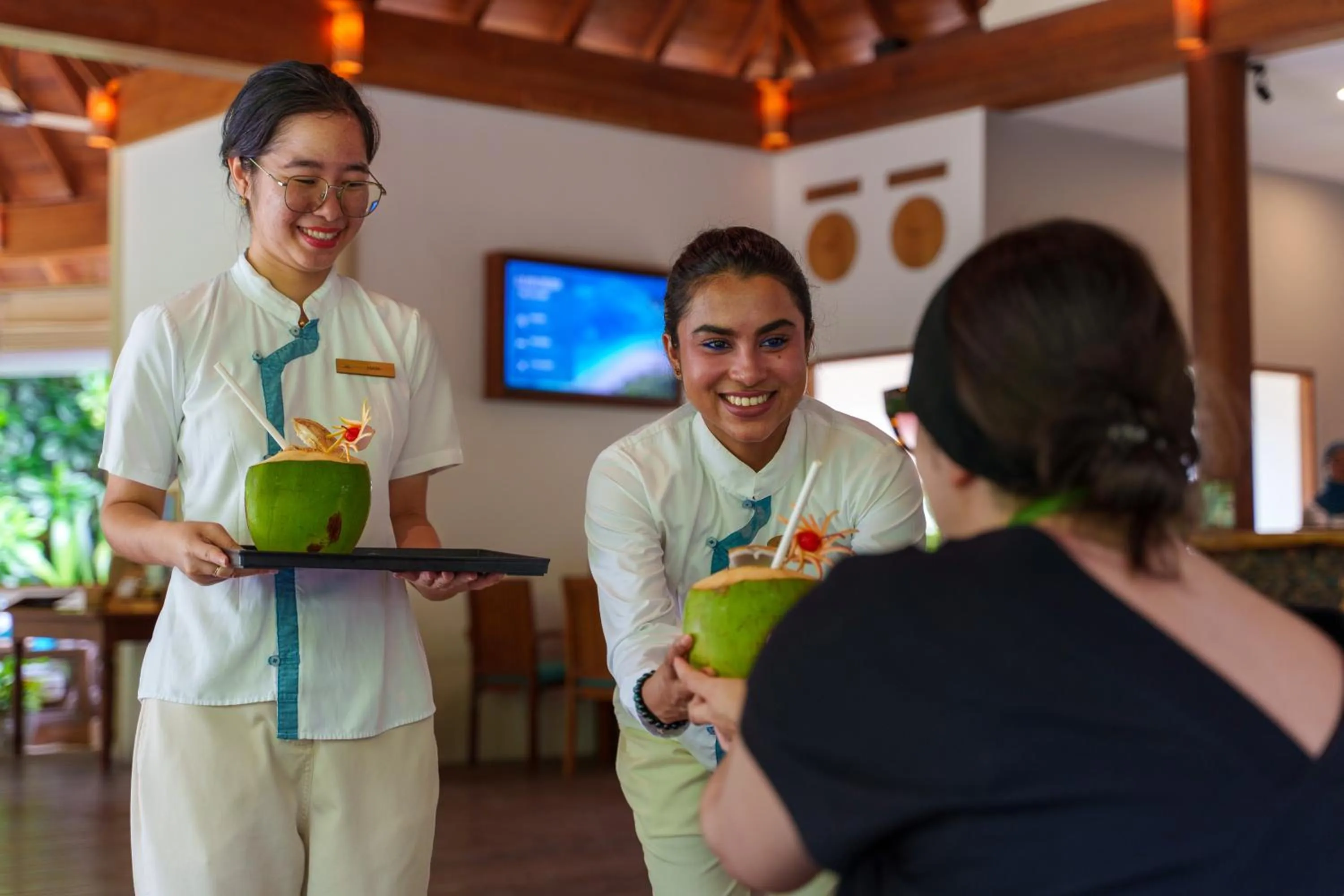 Staff in Reethi Faru Resort
