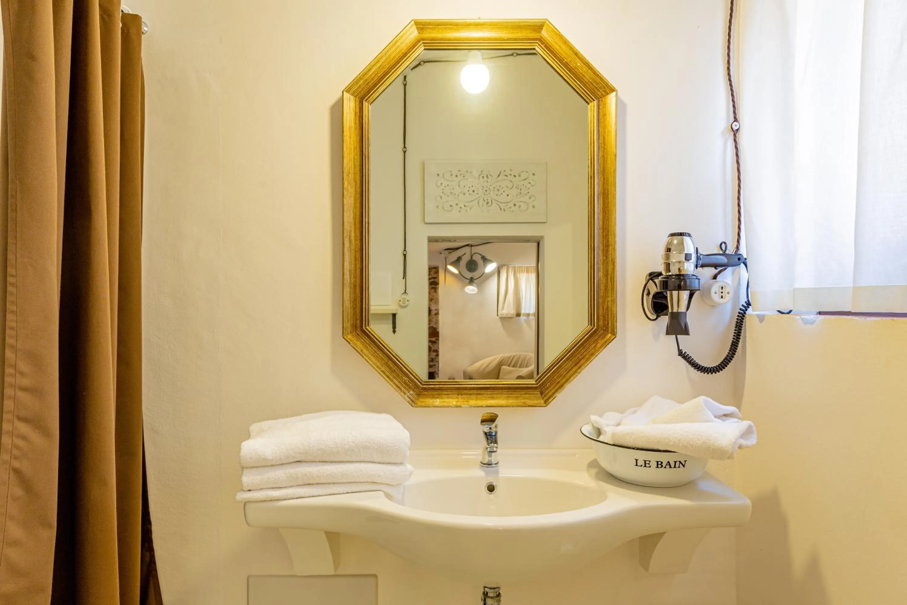 Albergo Diffuso Mannois