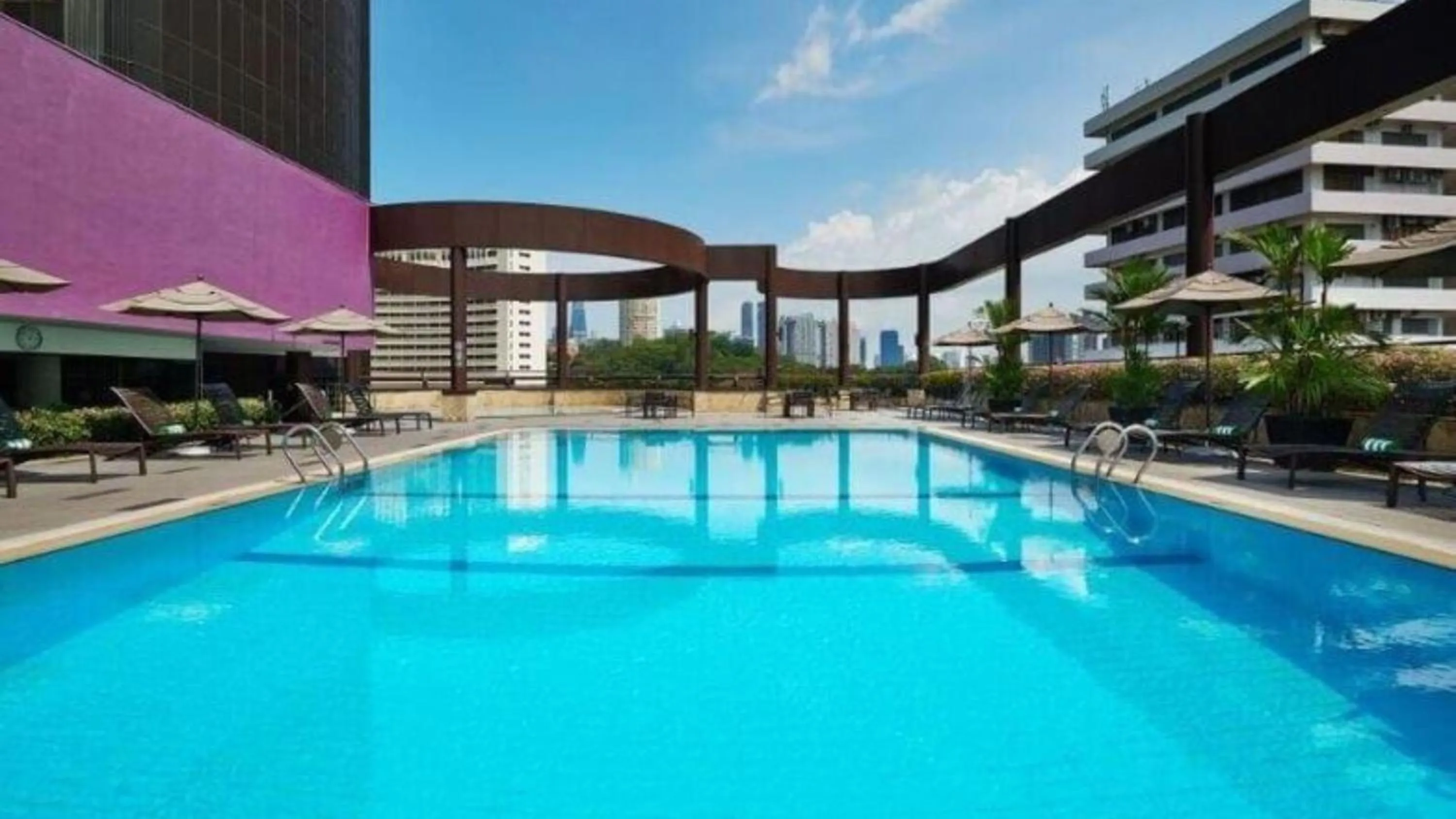 Swimming pool in Holiday Inn Singapore Atrium by IHG