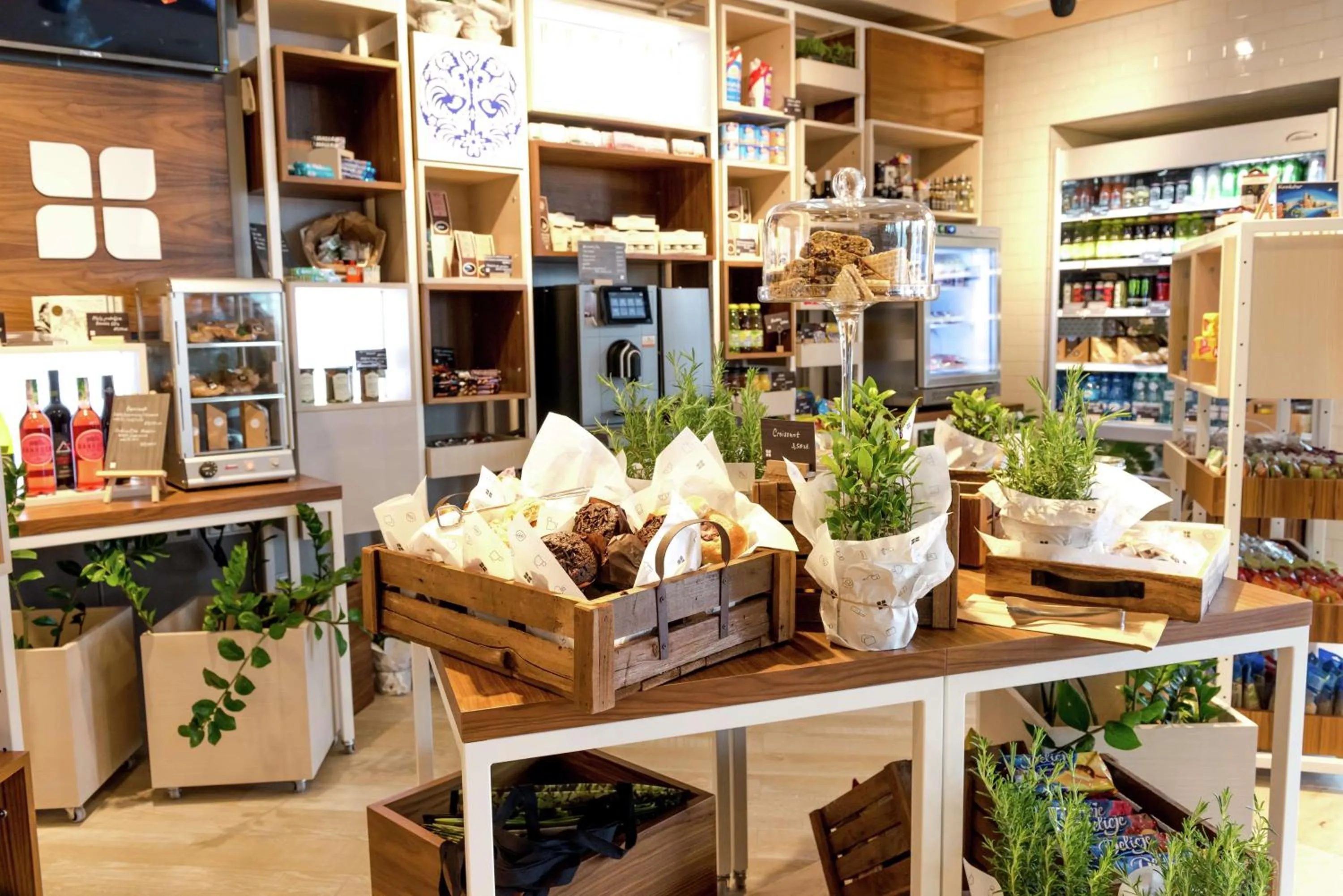 Restaurant/places to eat in Hilton Garden Inn Krakow