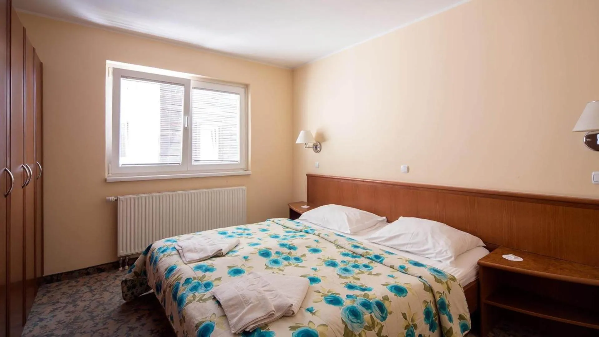 Bed in Terme Olimia - Aparthotel Rosa