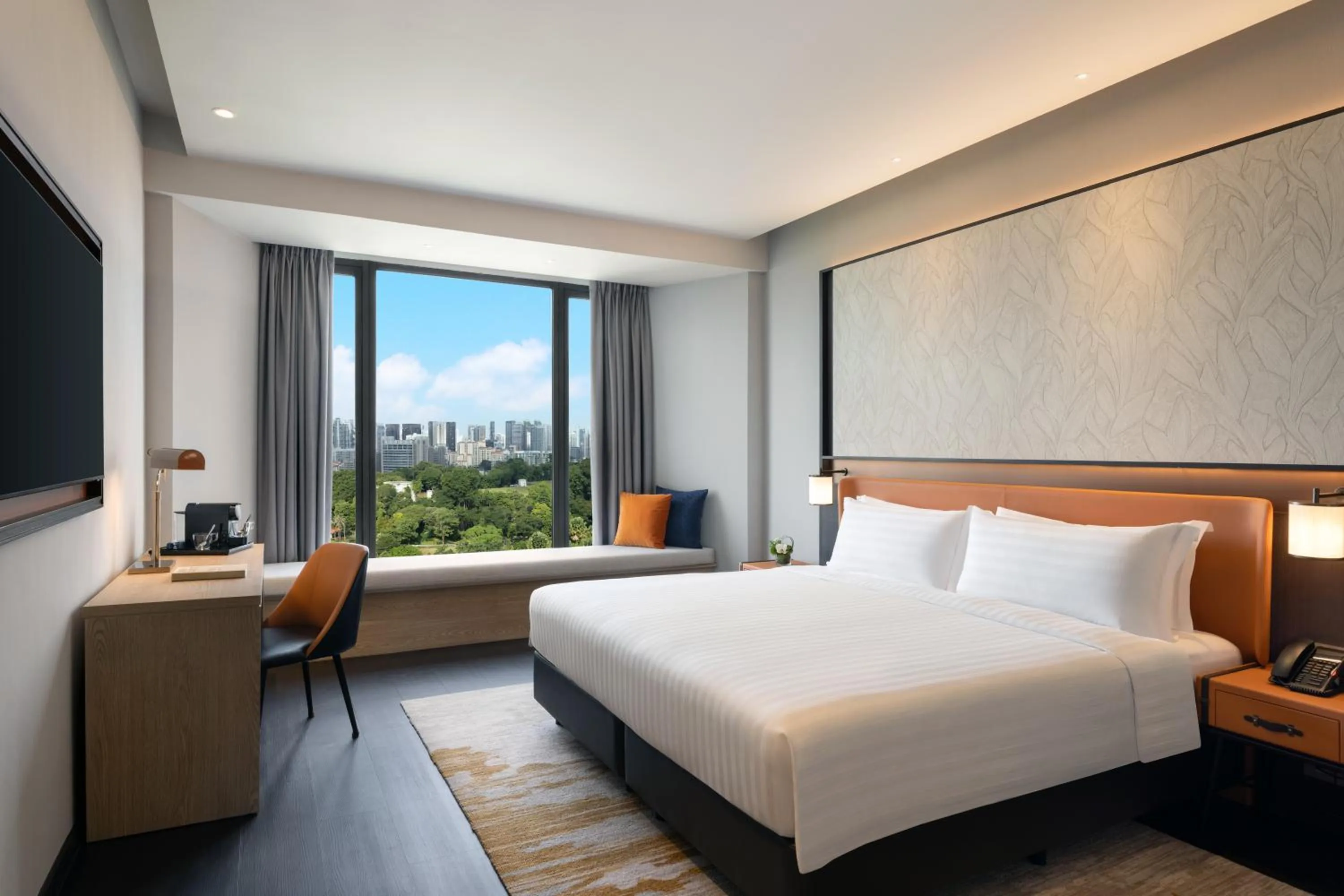 Bedroom, Bed in Wyndham Singapore Hotel