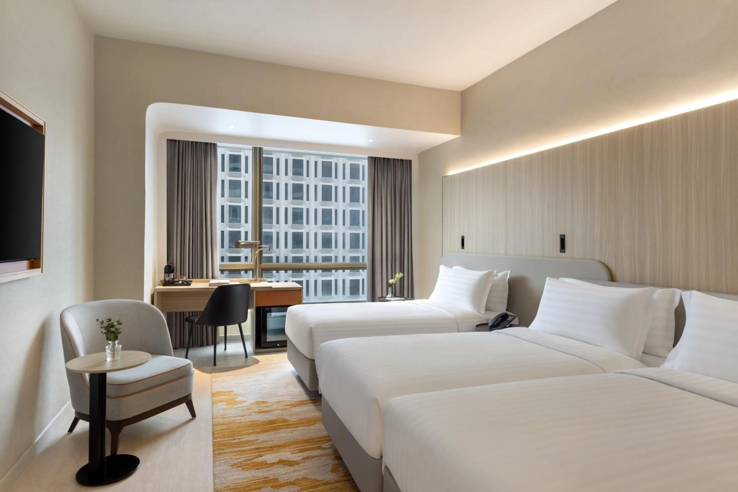 Bedroom, Bed in Wyndham Singapore Hotel