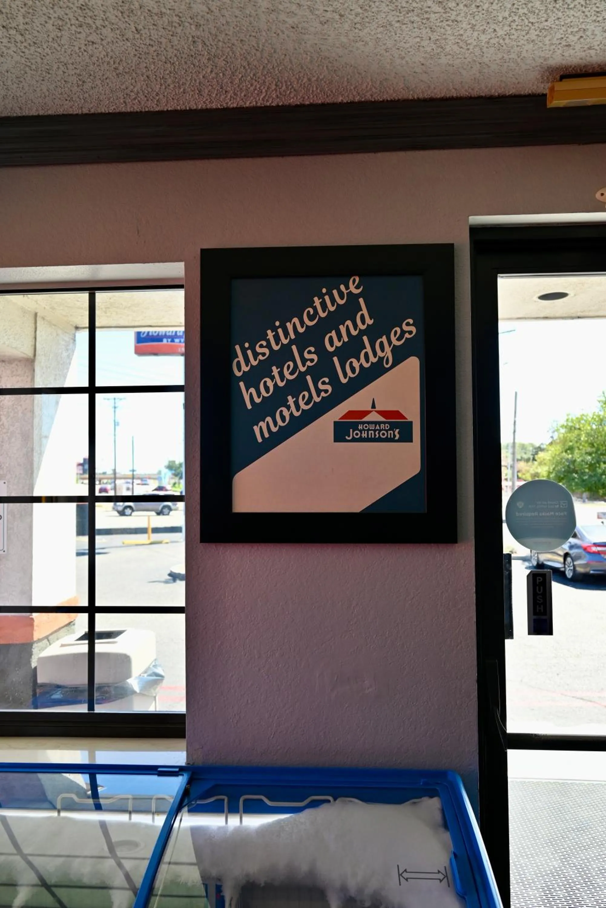 Property building in Howard Johnson by Wyndham Near Schlitterbahn