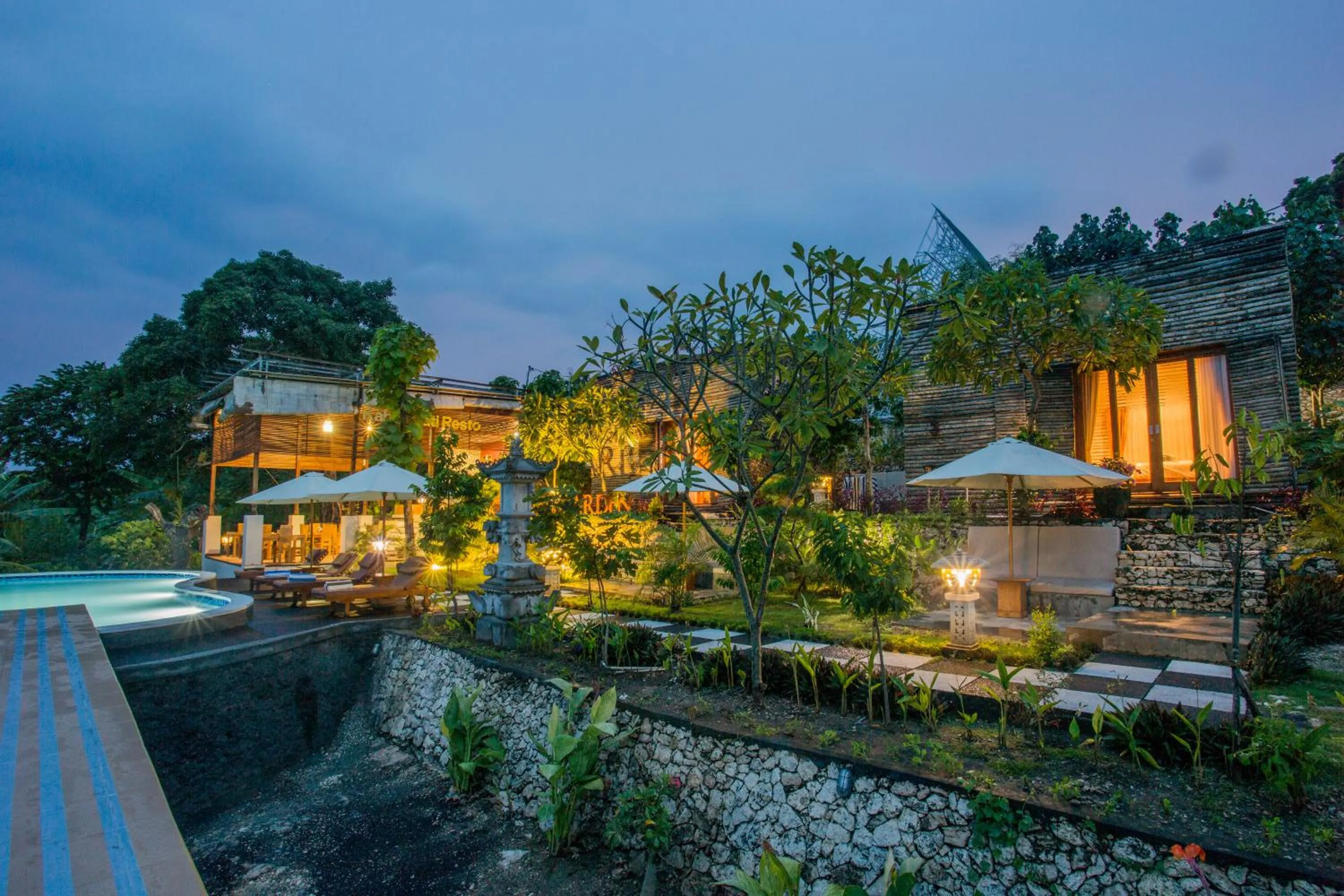 Property building in Kabeh Jati Garden Villa & Restaurant