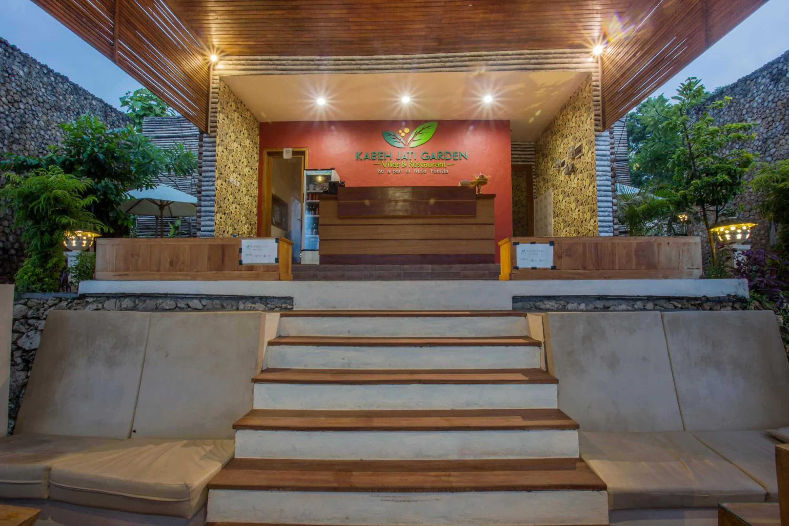 Patio in Kabeh Jati Garden Villa & Restaurant