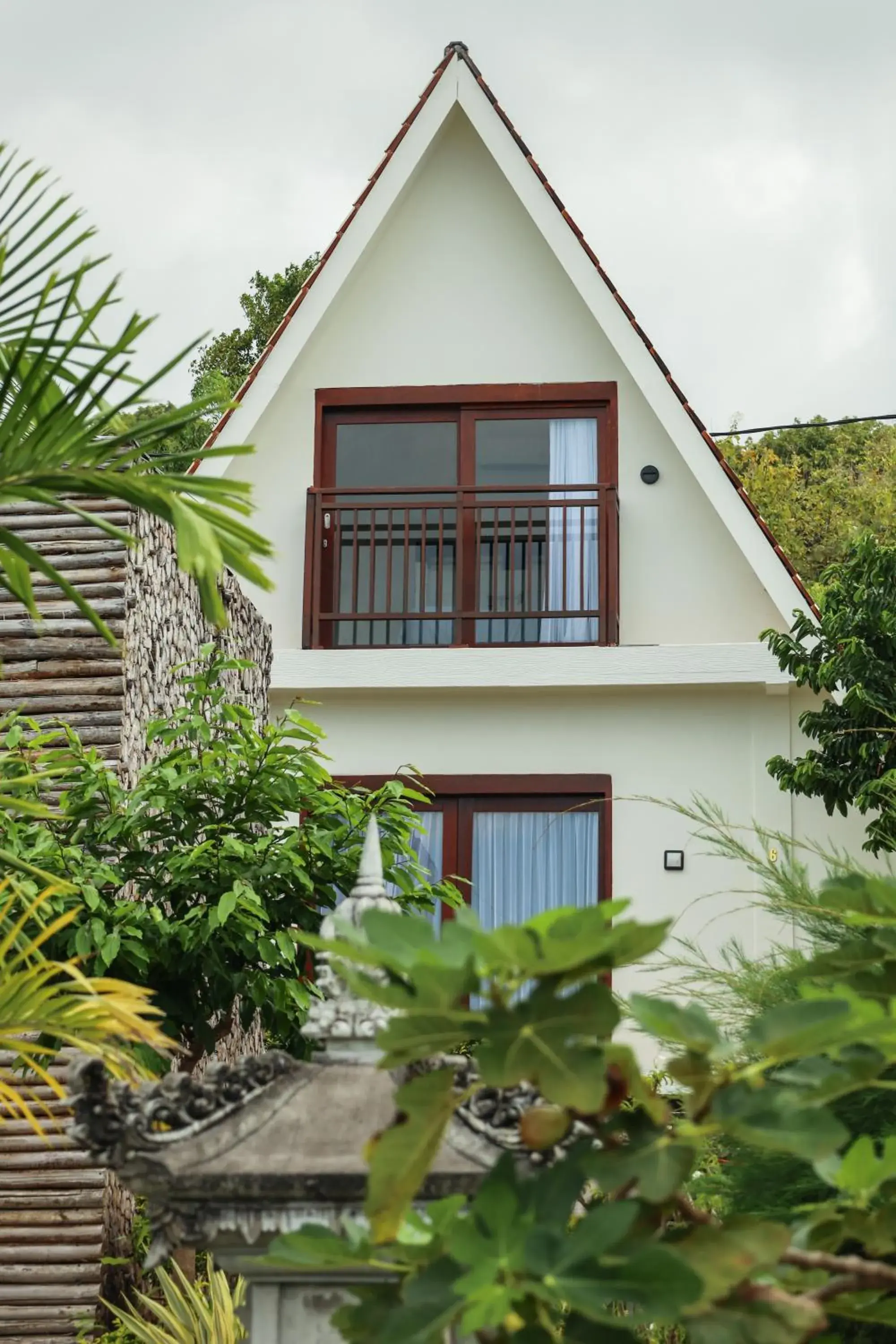 Triangle House in Kabeh Jati Garden Villa & Restaurant Triangle House in Kabeh Jati Garden Villa & Restaurant