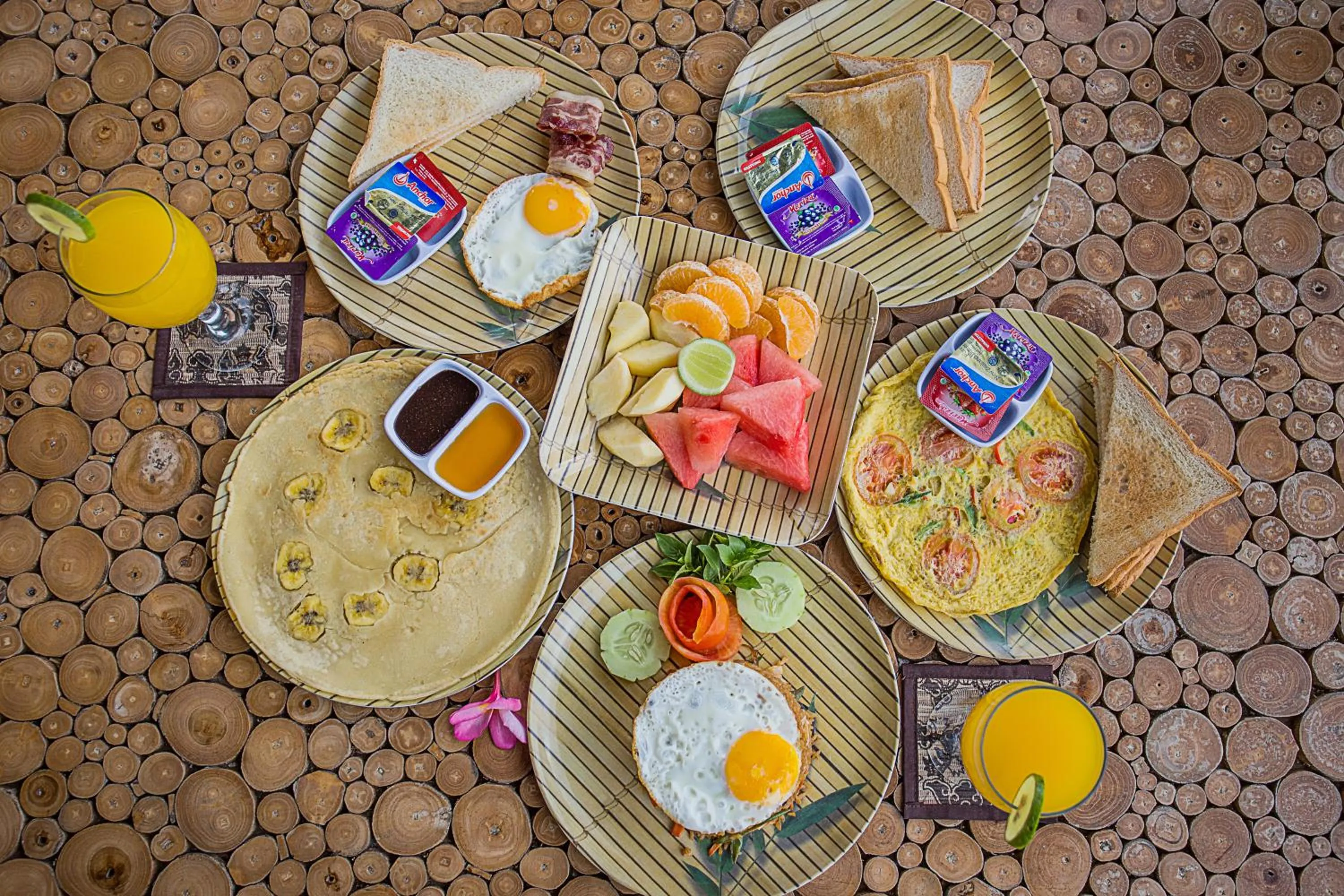 Breakfast in Kabeh Jati Garden Villa & Restaurant