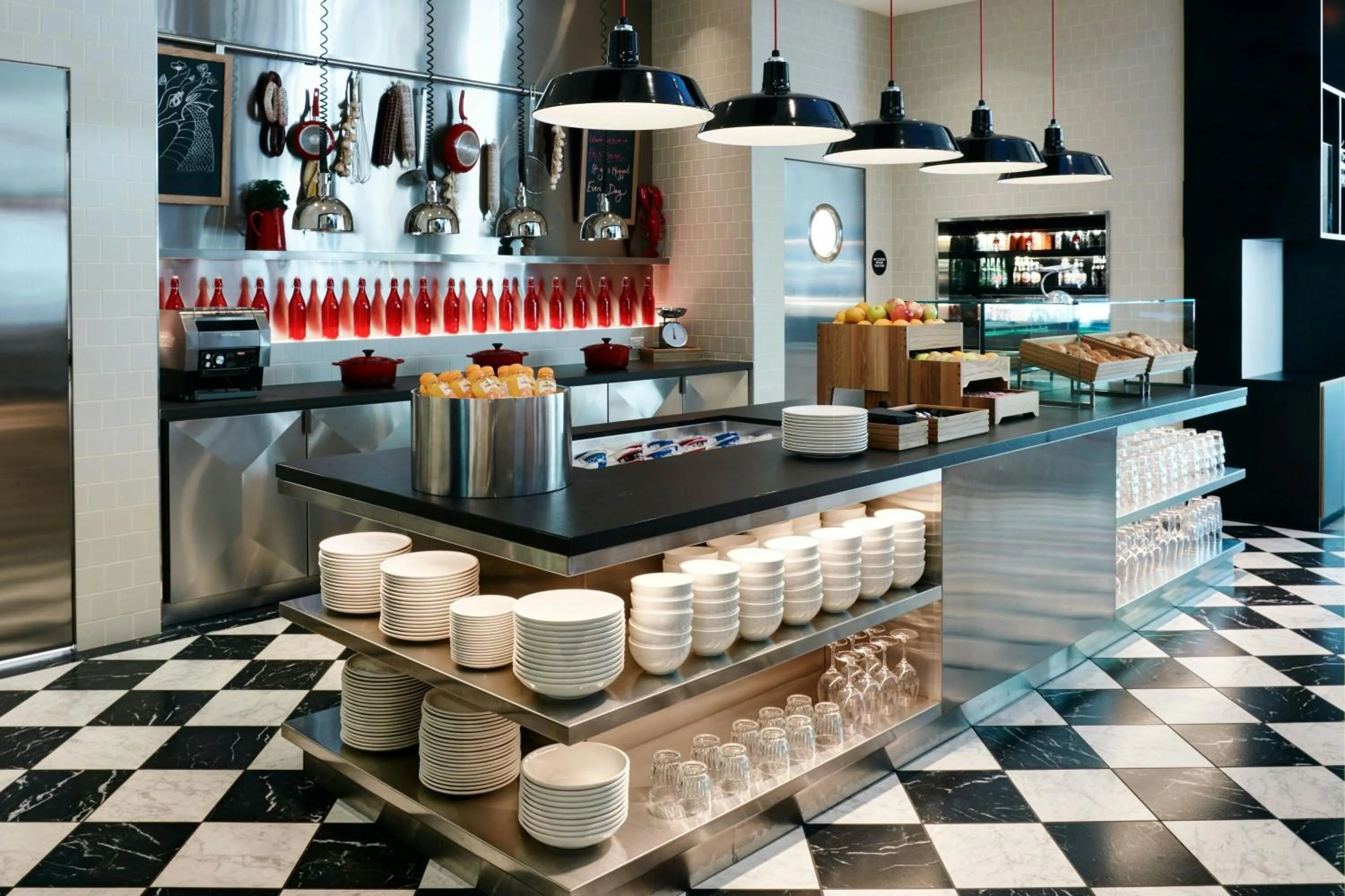 Restaurant/places to eat in citizenM Glasgow