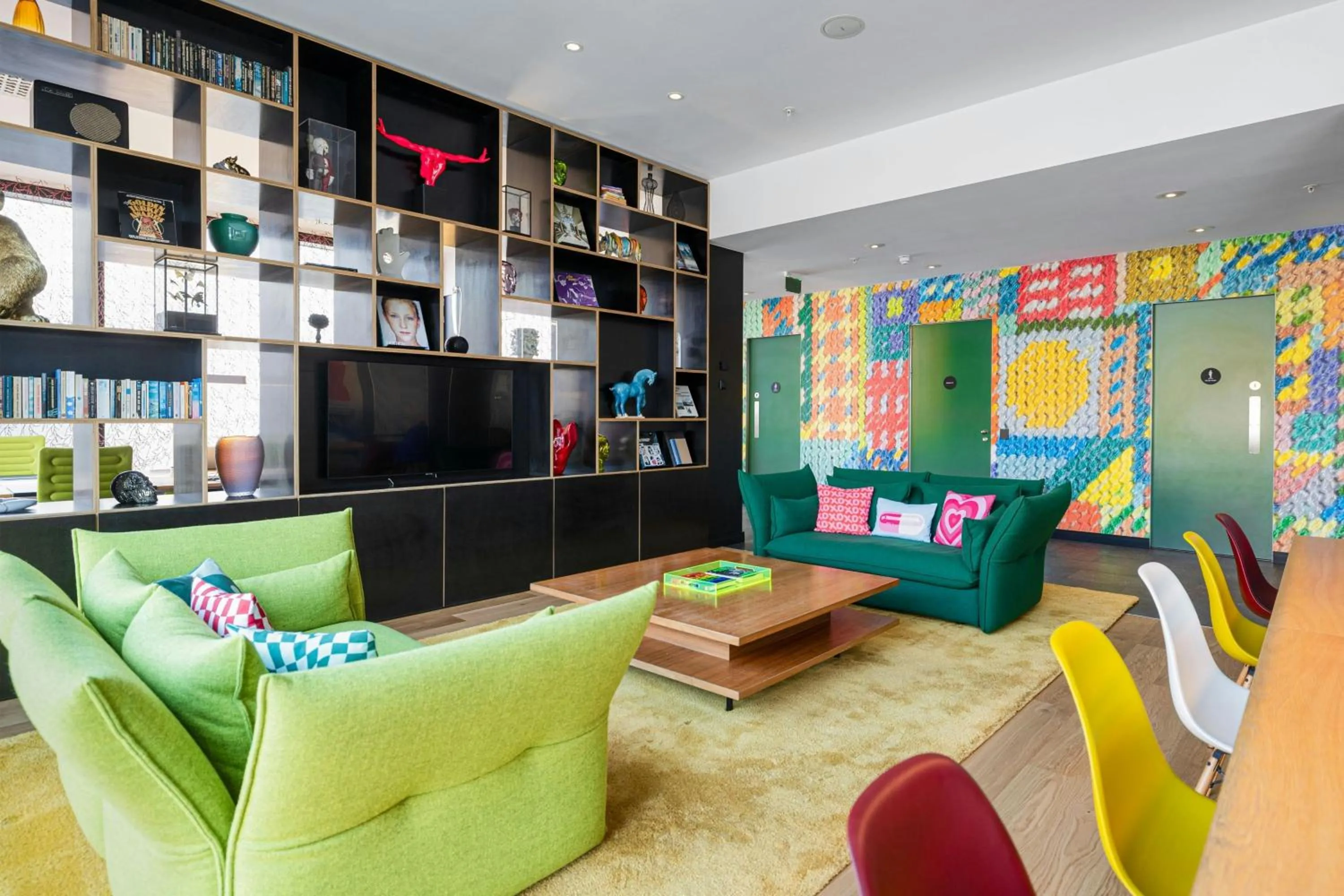 Lobby or reception in citizenM Glasgow