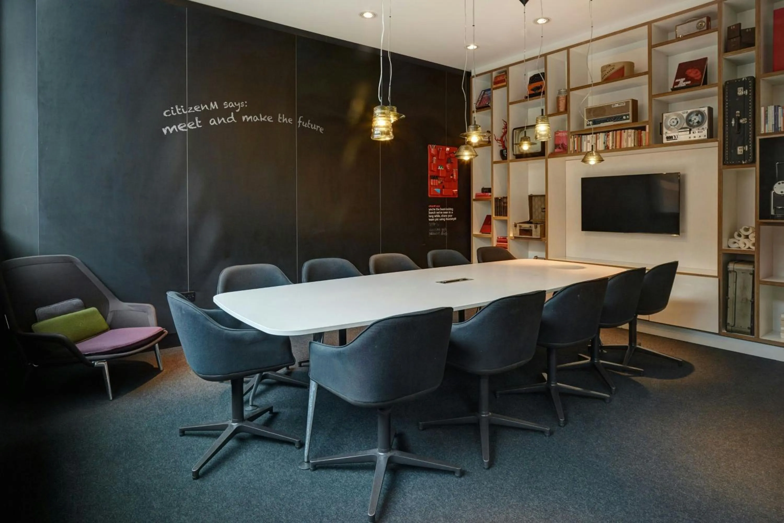 Meeting/conference room in citizenM Glasgow