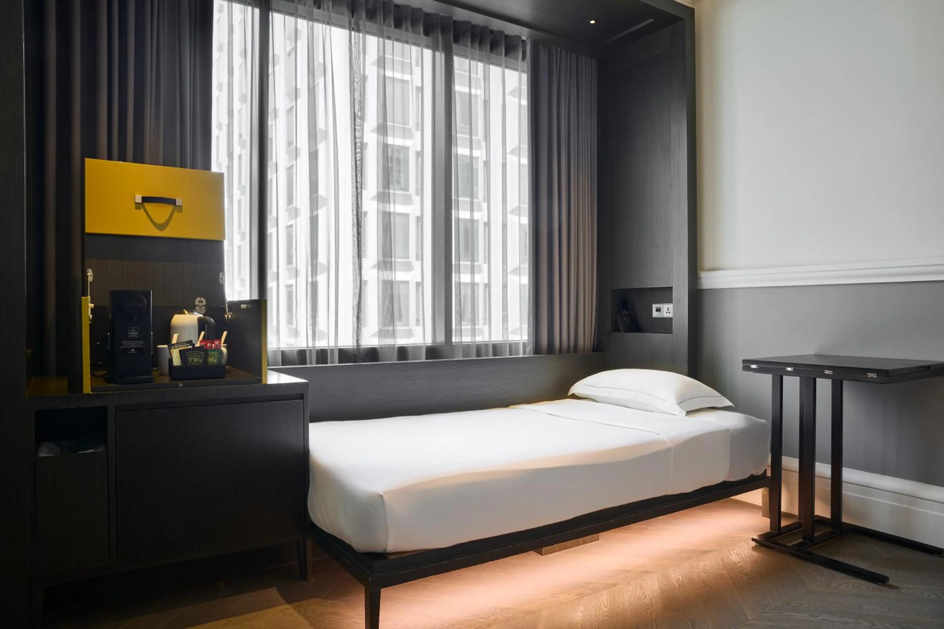 Bed in Grand Park City Hall