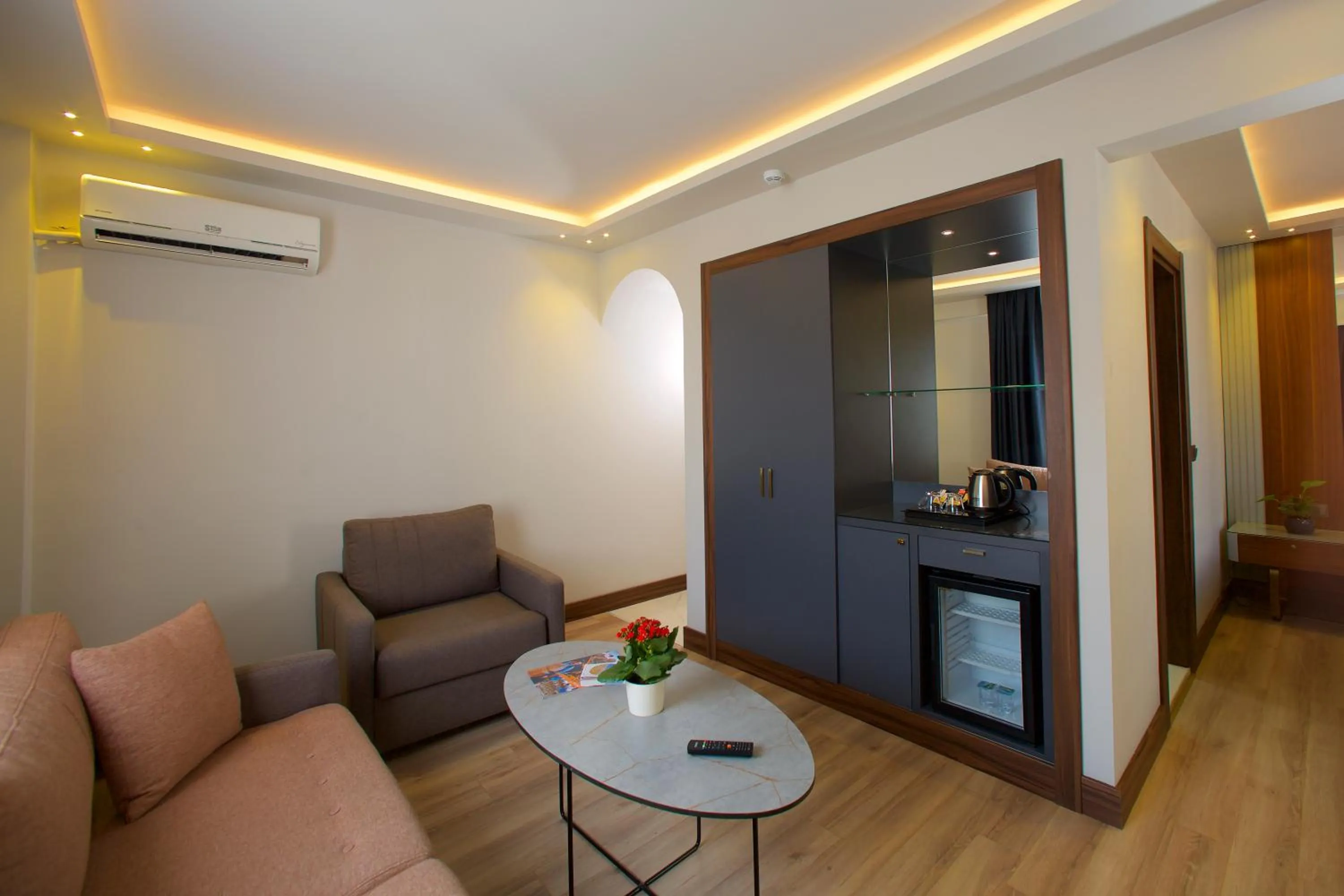 Seating area in Hotel Eyfel