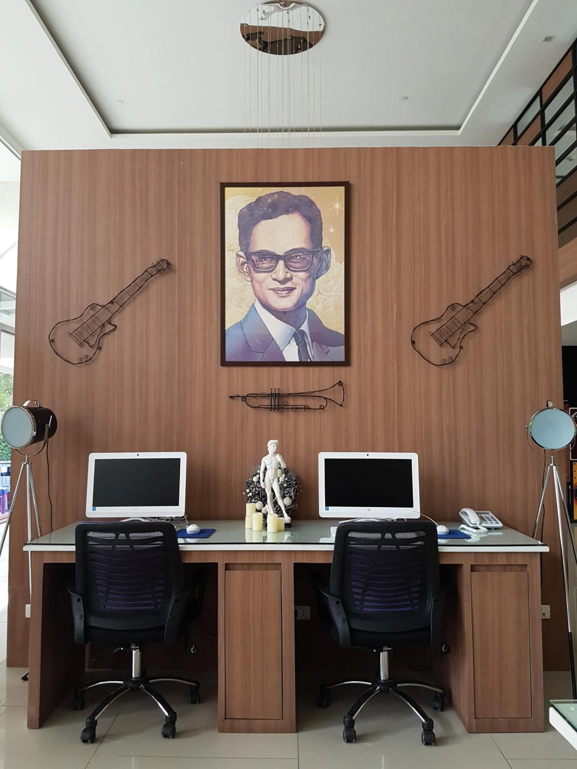 hair dresser in The Whisper Hotel