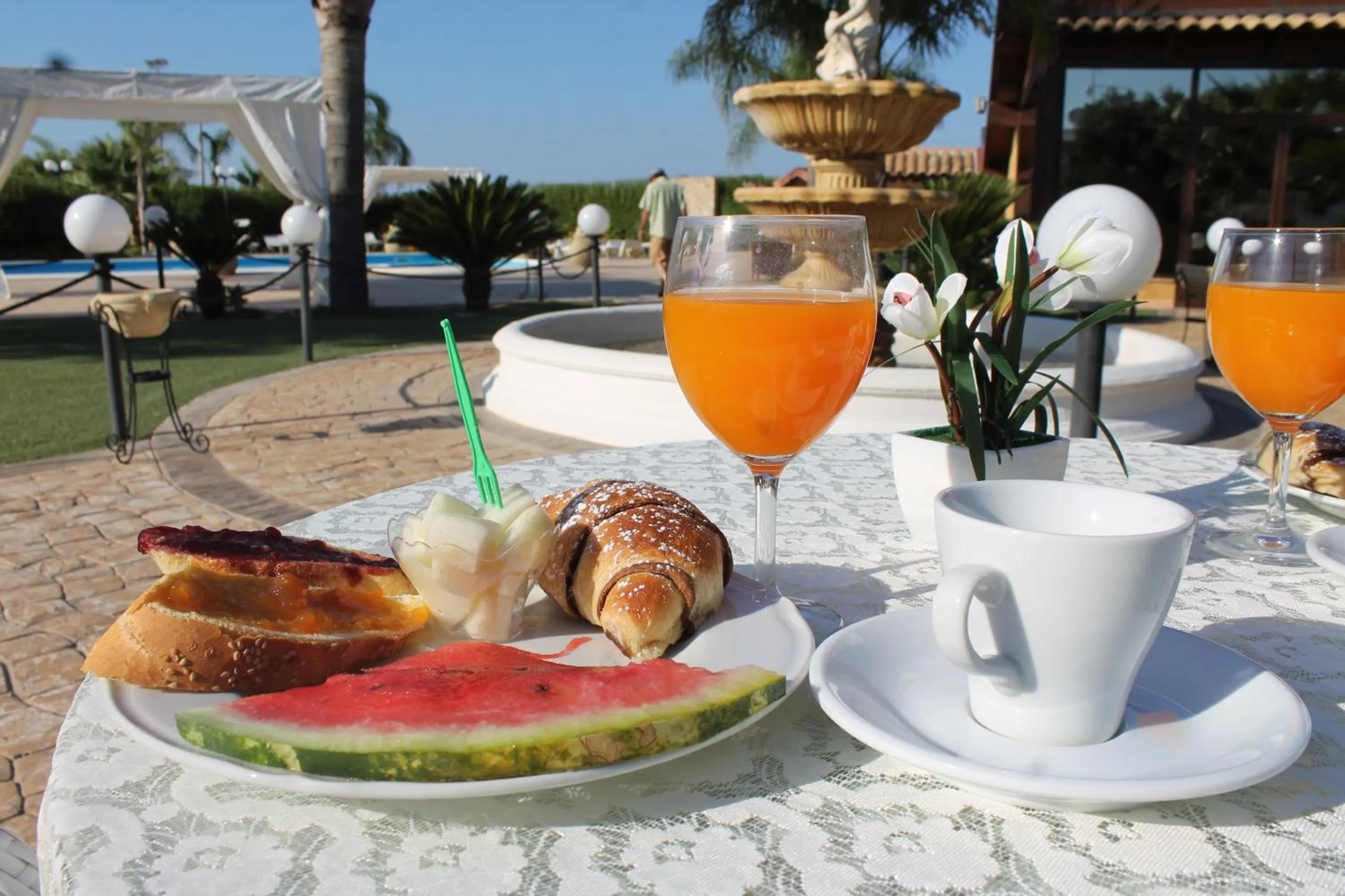 Italian breakfast in Villa Alisia