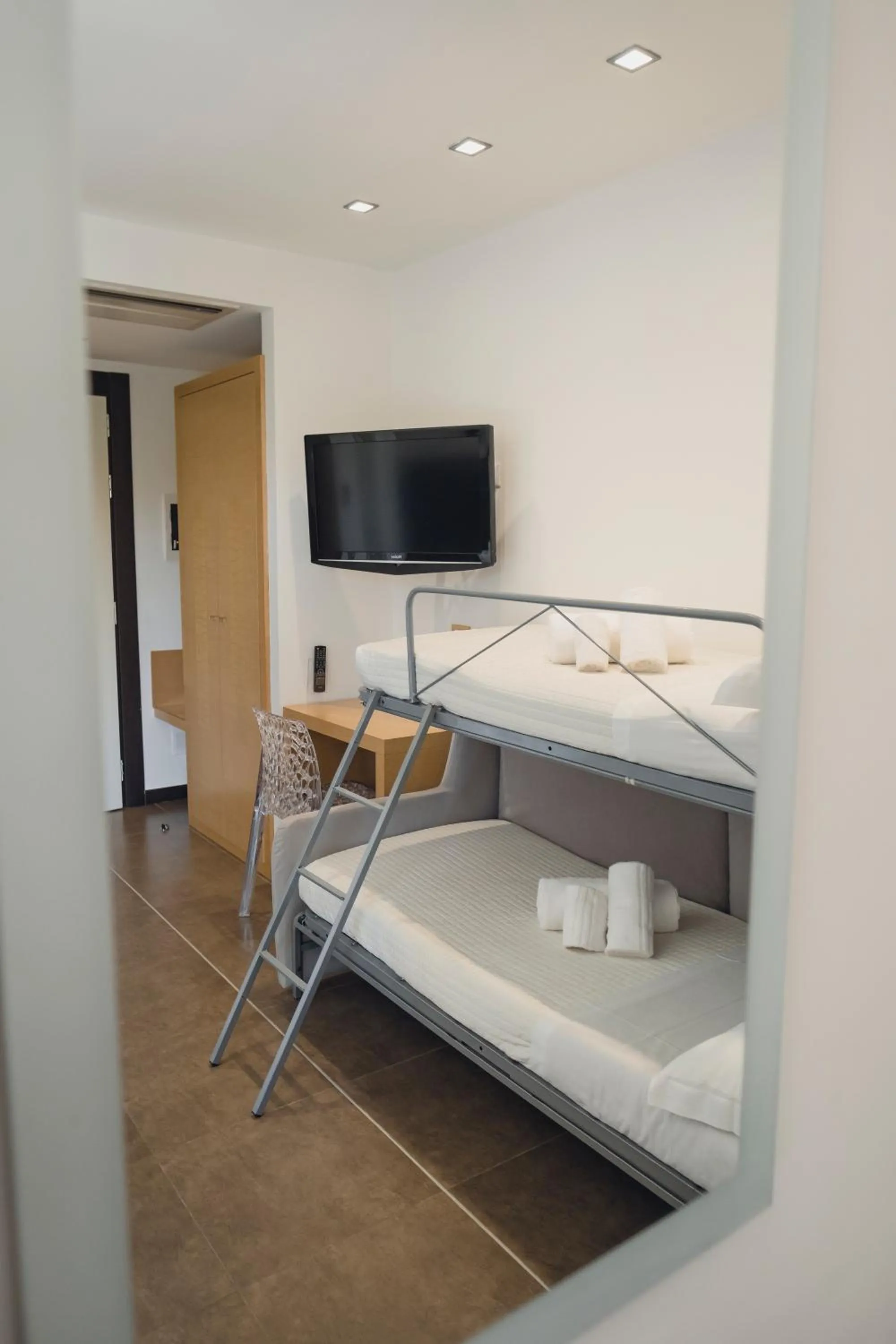 bunk bed, Bed in Modica Palace Hotel