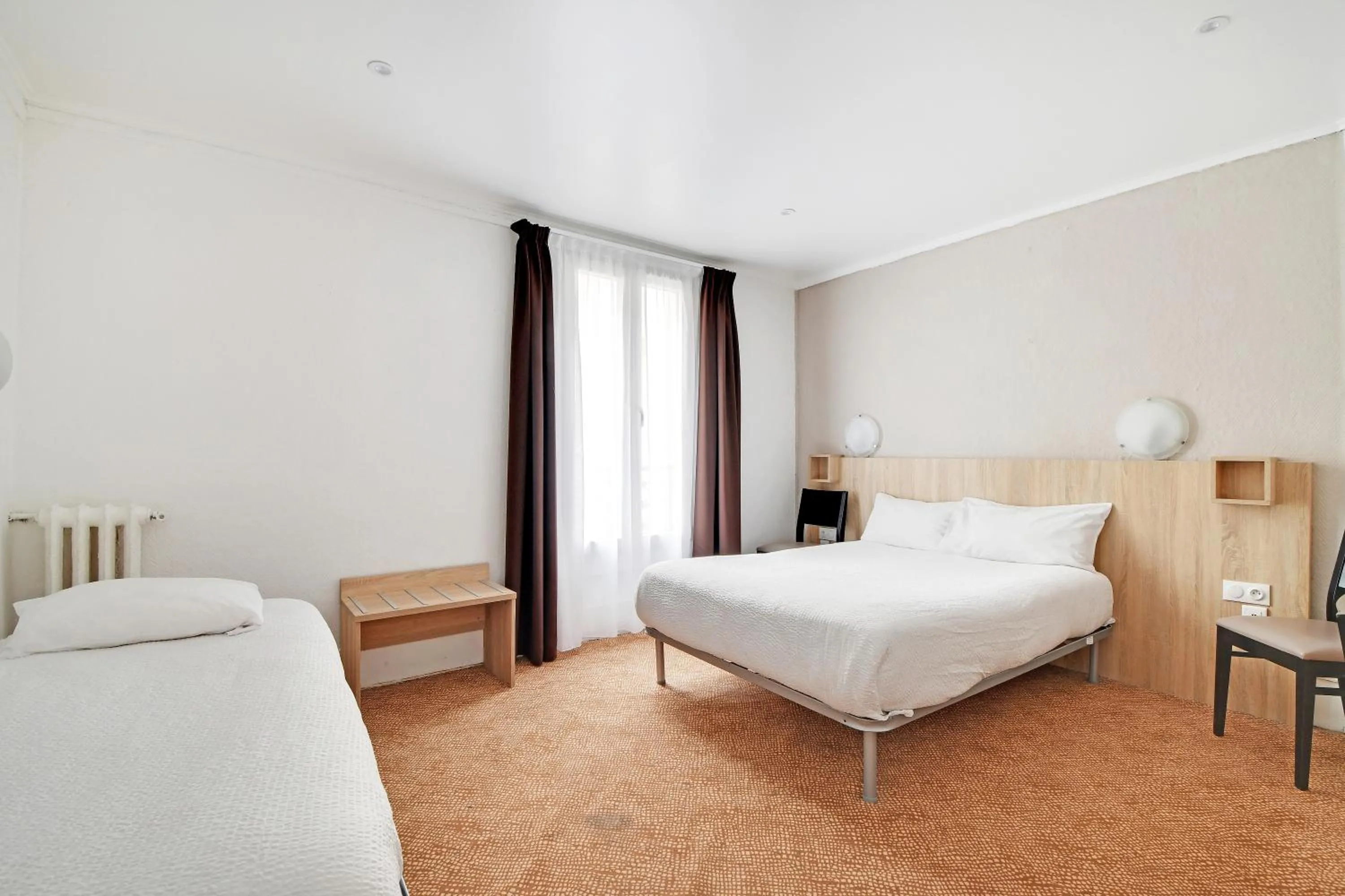 Bedroom, Bed in Altona