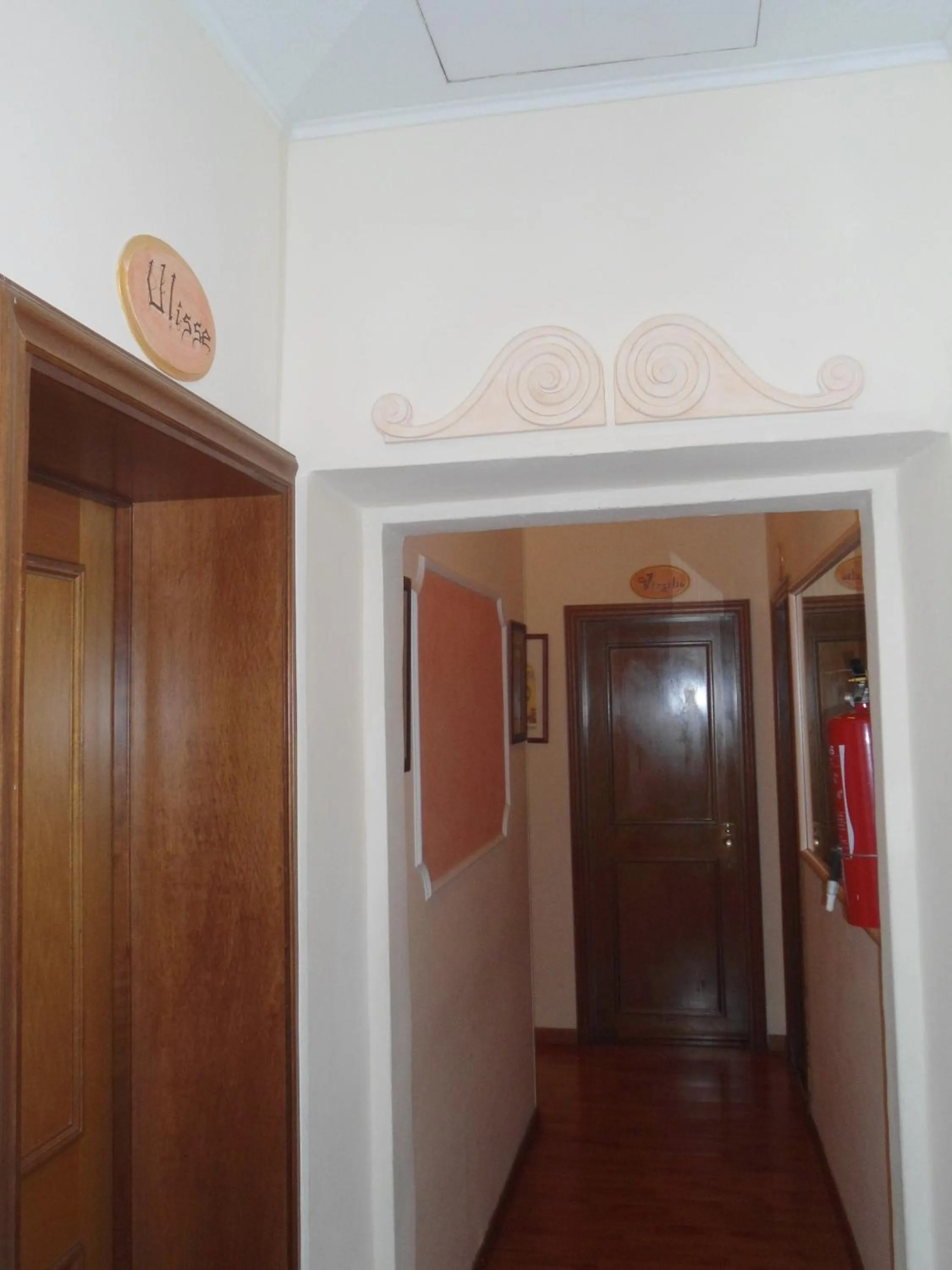 Decorative detail in Relais Dante e Beatrice