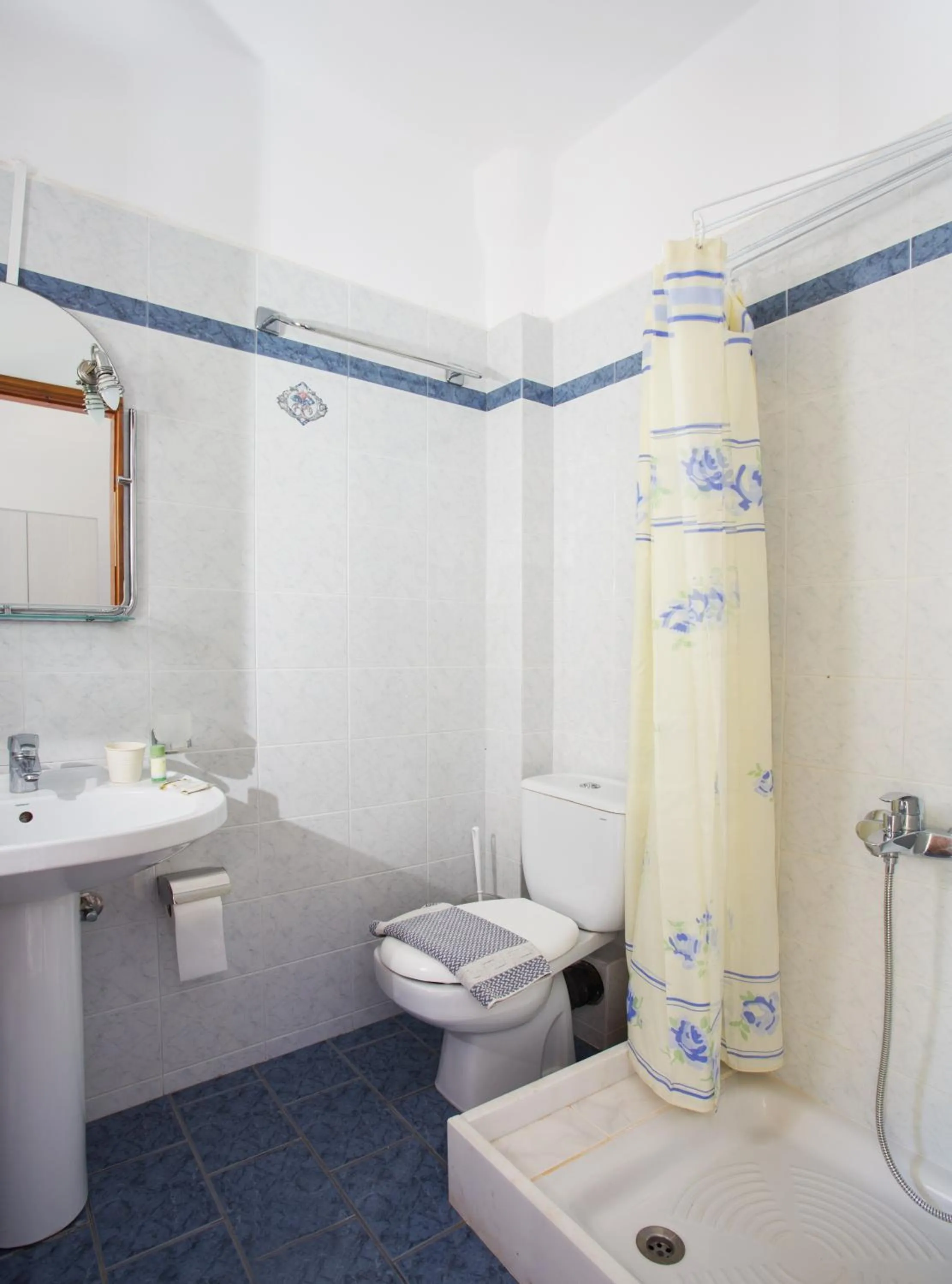 Bathroom in Malvasia Corner Studios - ex Romeo's House