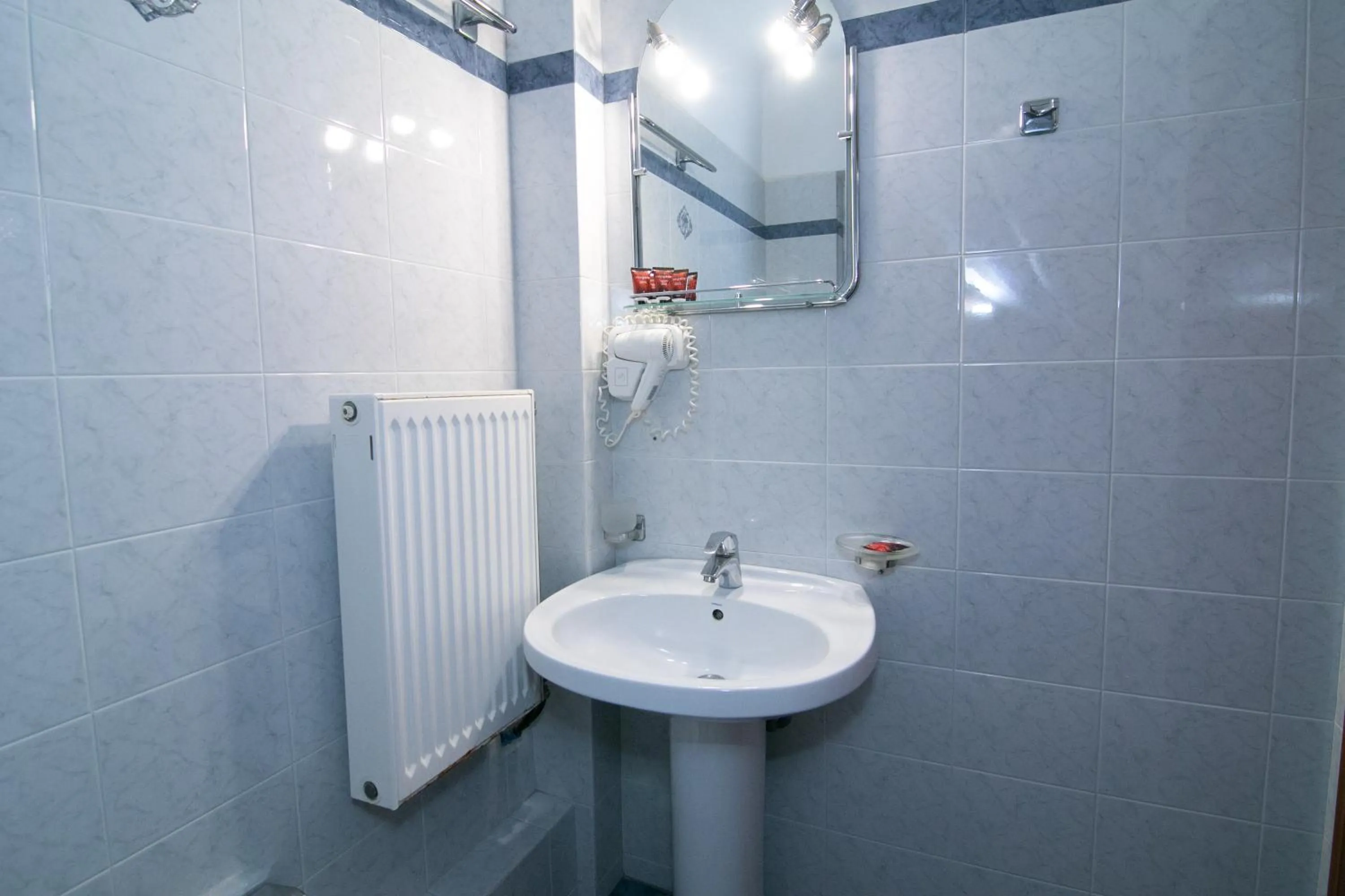 Malvasia Corner Studios - ex Romeo's House