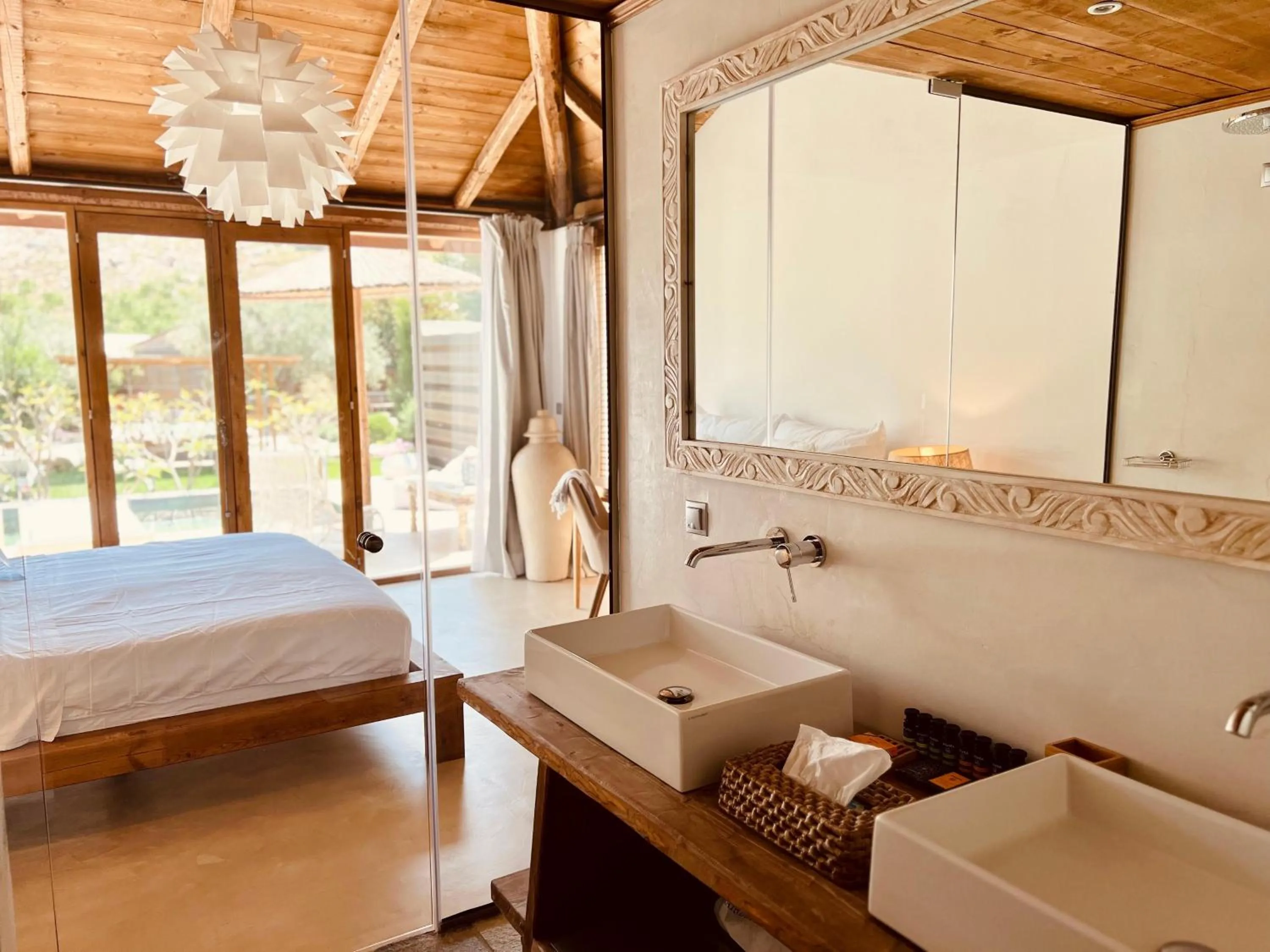 Bathroom, Bed in Caesars Gardens Hotel & Spa - Adults Only