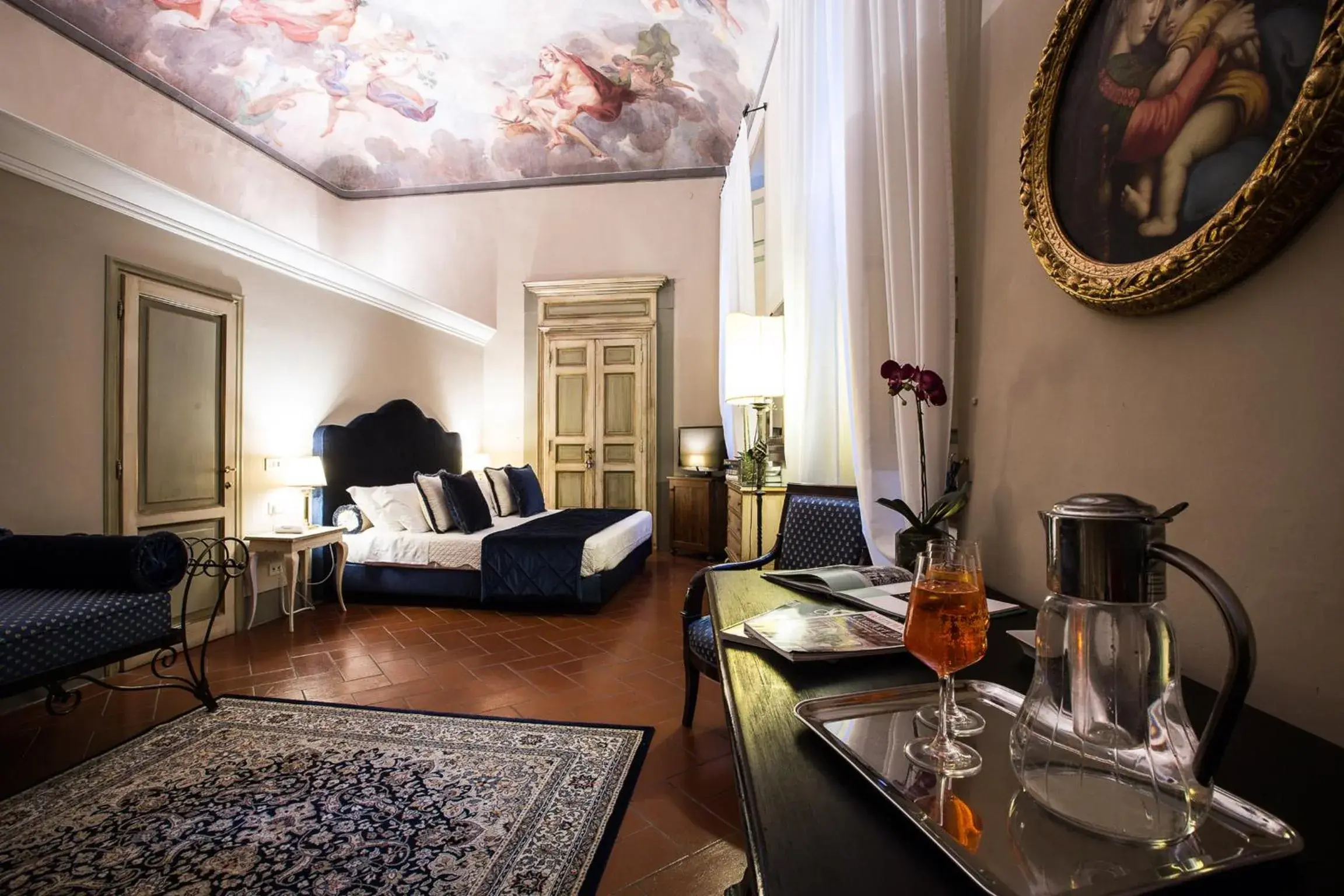 Junior Suite (3 Adults) in Hotel Burchianti Junior Suite (3 Adults) in Hotel Burchianti