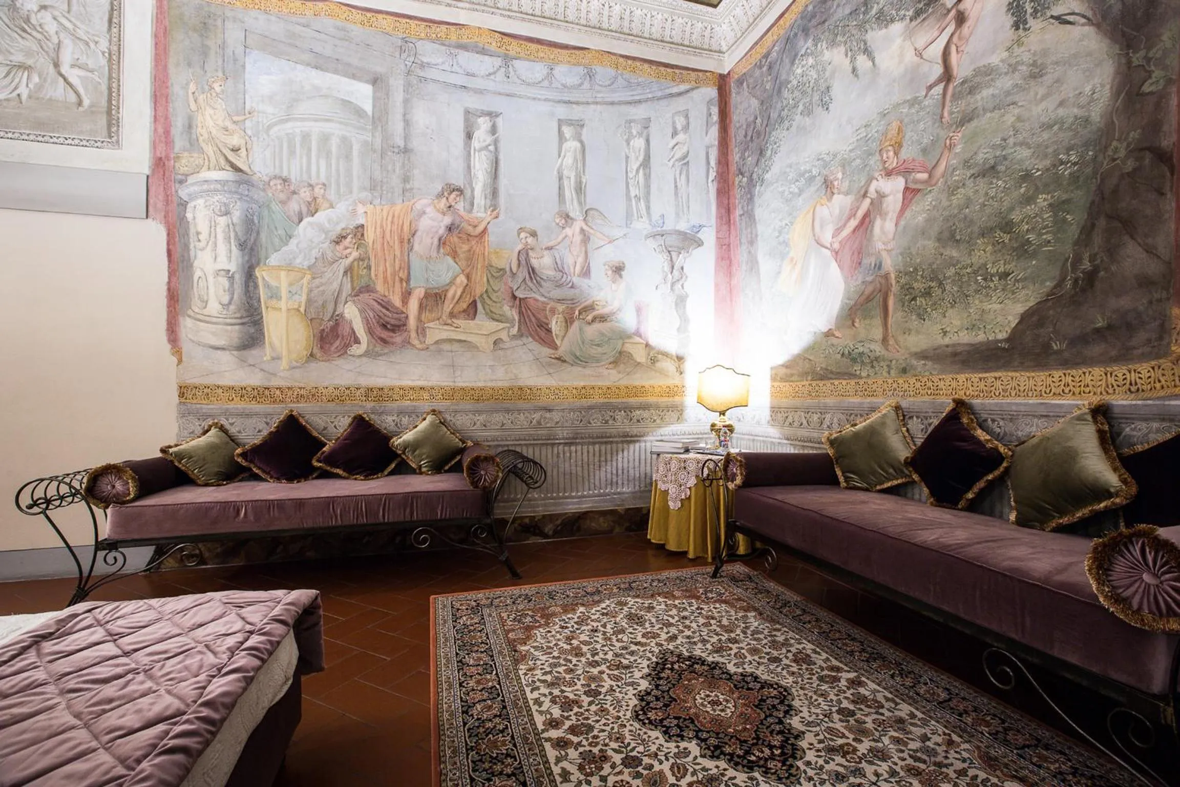 Bedroom in Hotel Burchianti