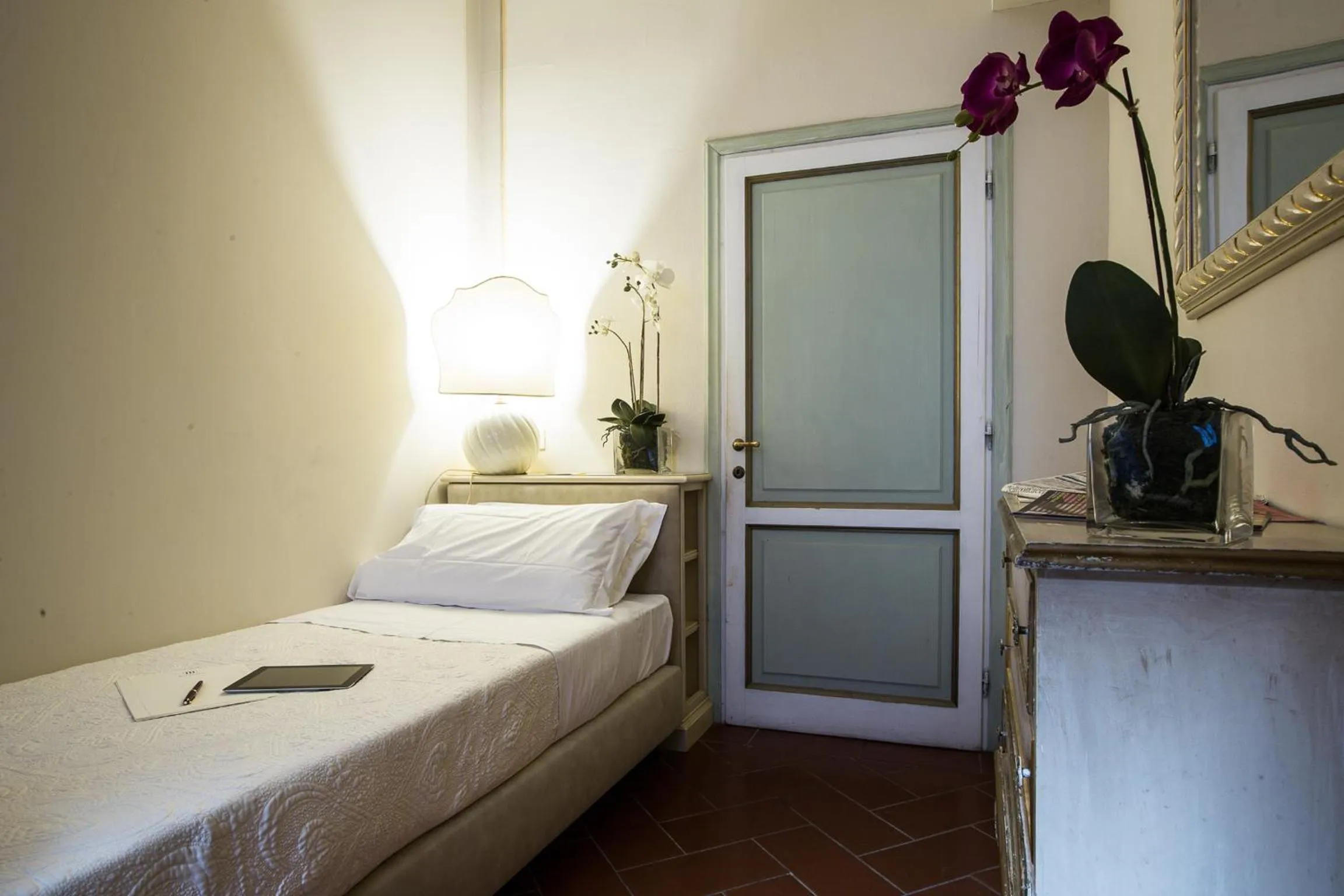 Bedroom, Bed in Hotel Burchianti