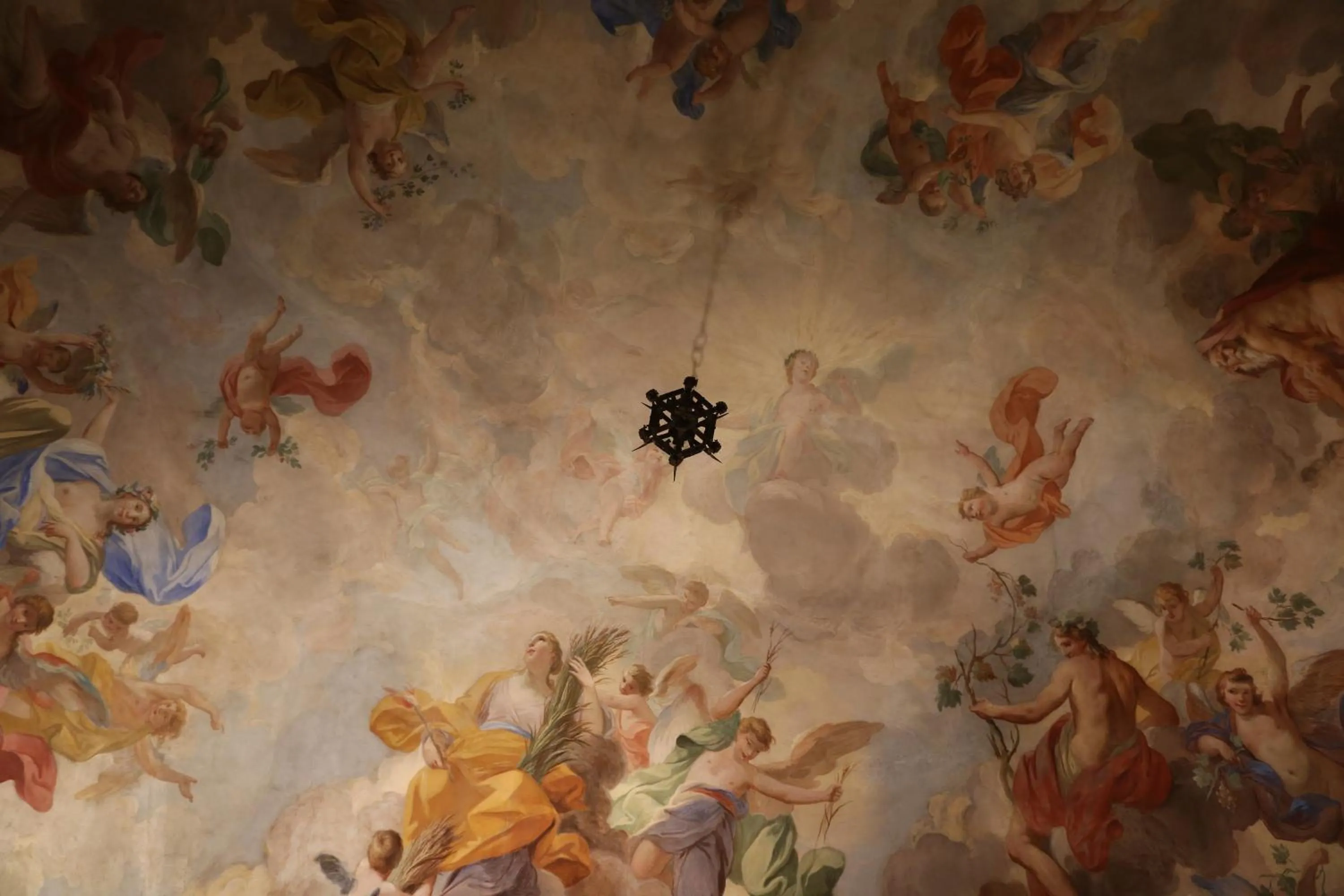 Decorative detail in Hotel Burchianti