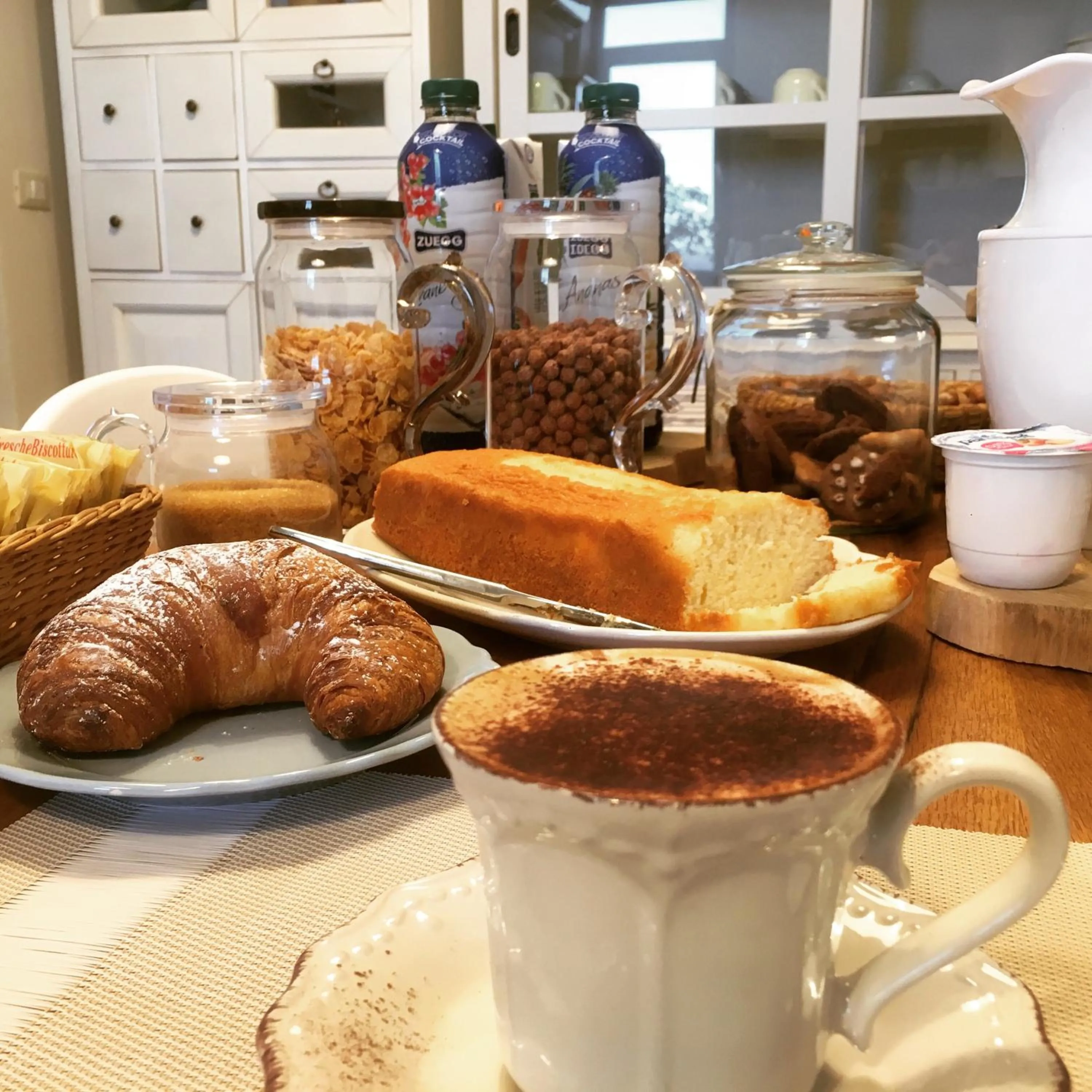 Italian breakfast in Don Giacchì Country House