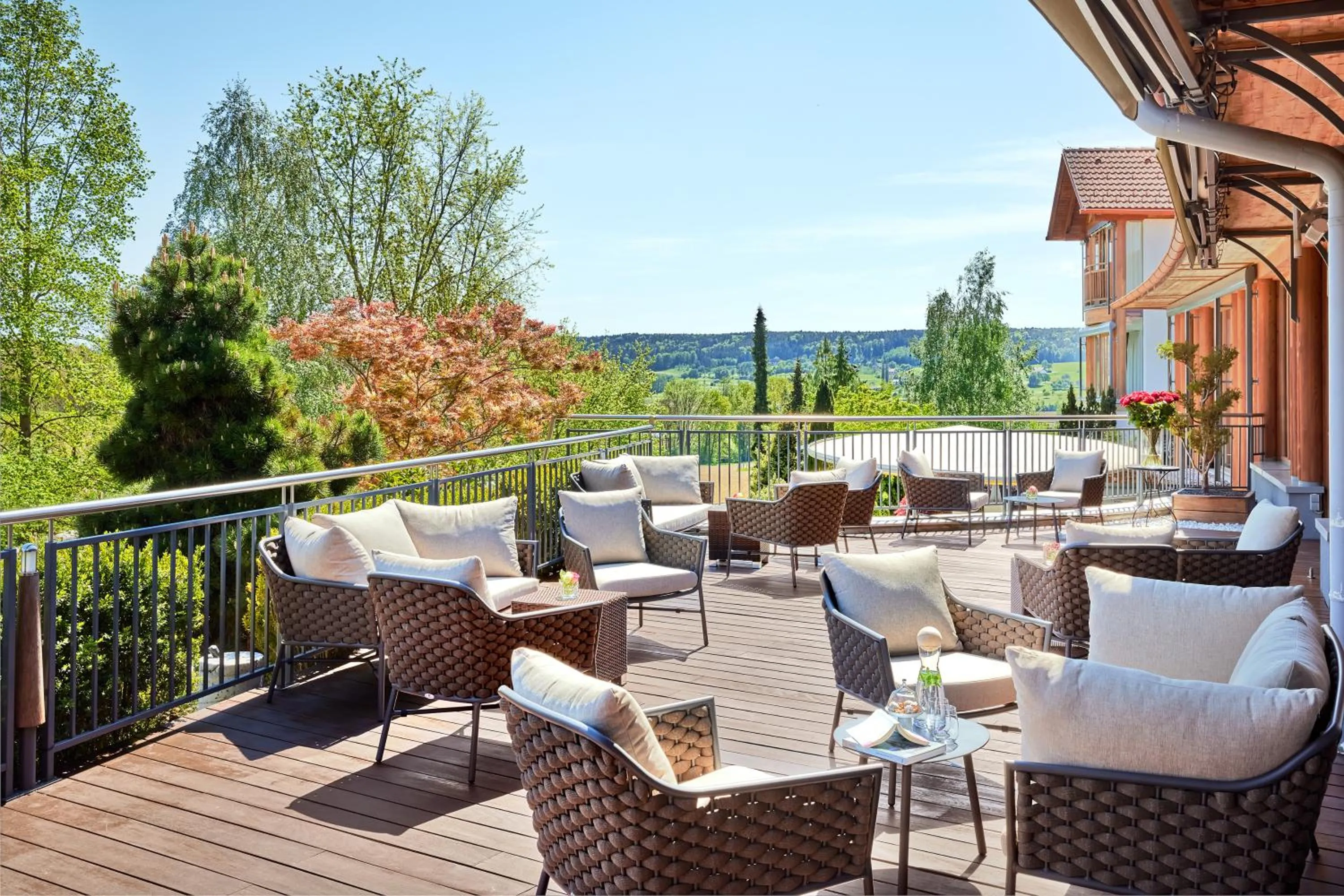 Restaurant/places to eat in Ayurveda Resort MANDIRA