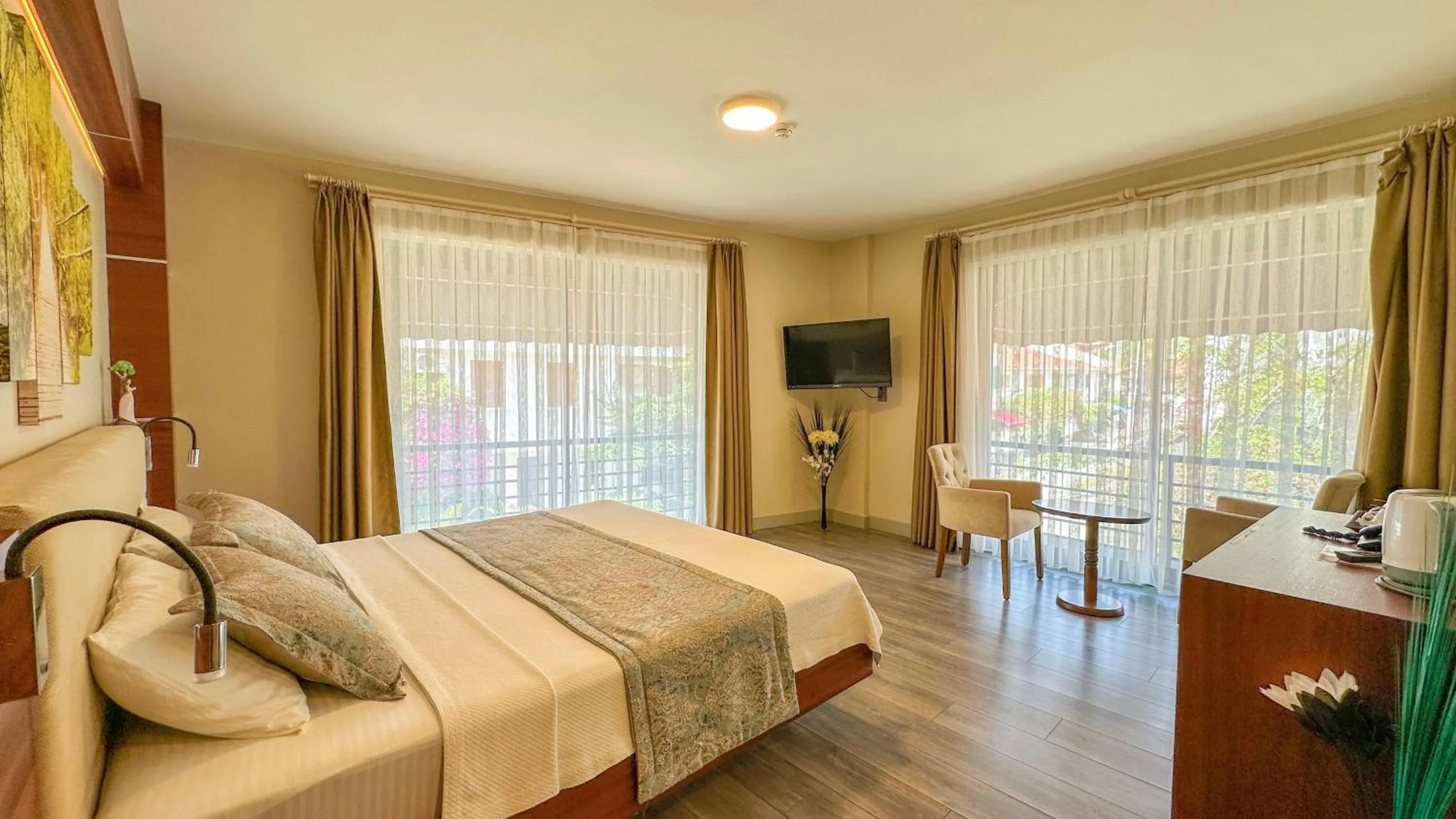 Bed in Göcek Centre Hotel