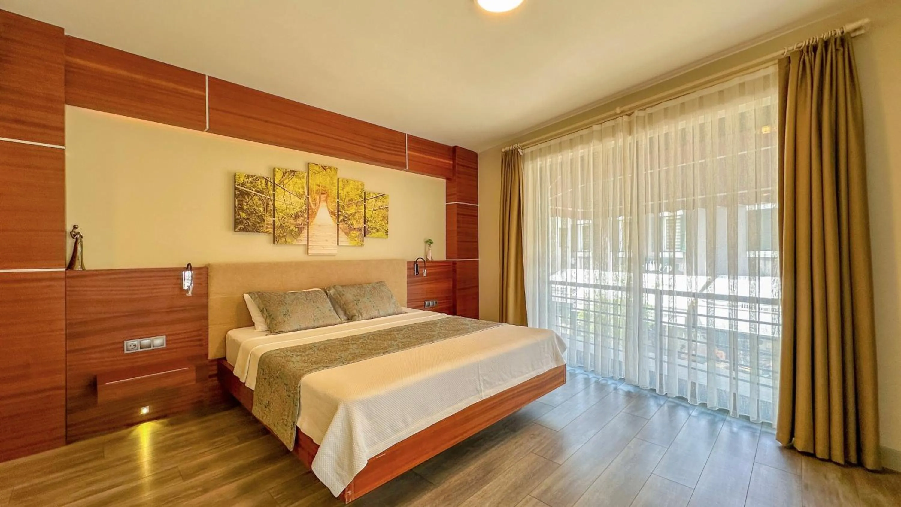 Bed in Göcek Centre Hotel