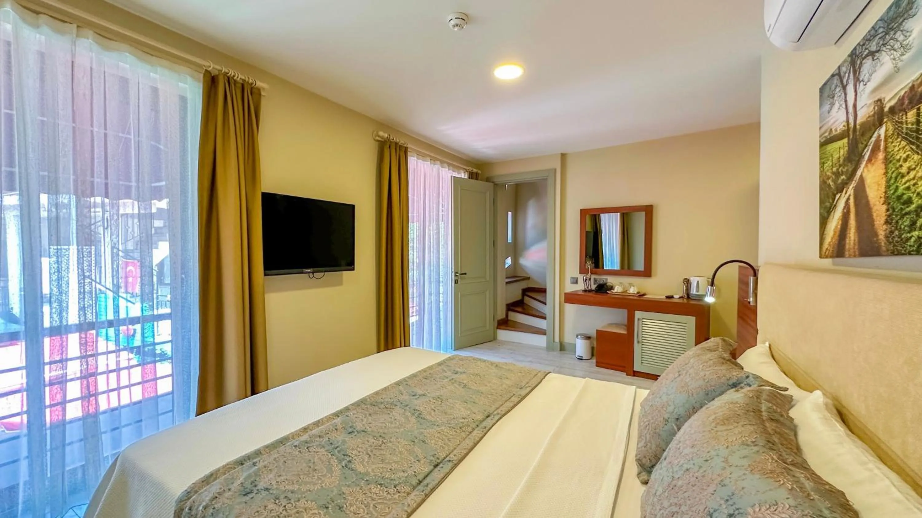 Bed in Göcek Centre Hotel