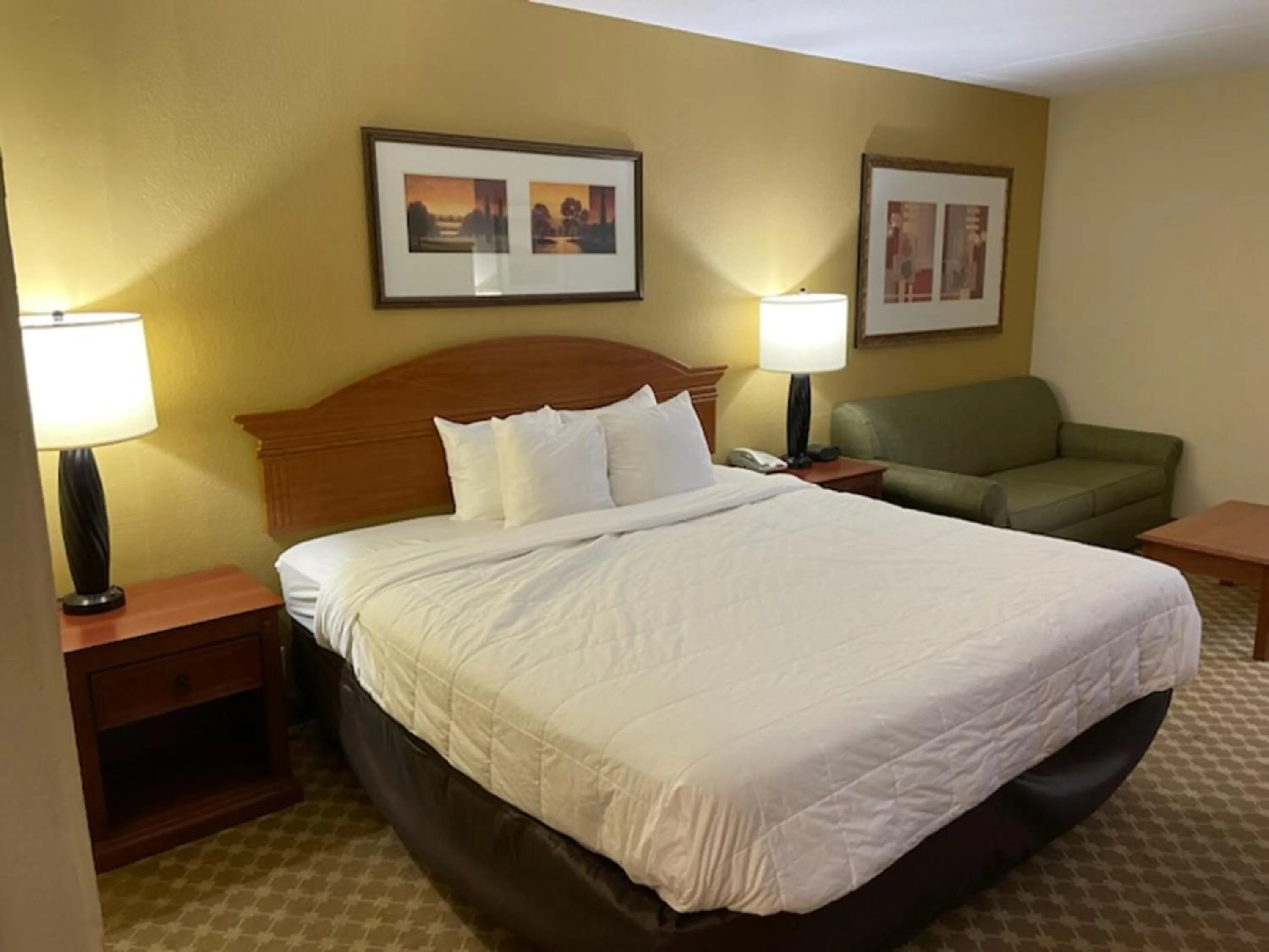 Bedroom in Quality Inn & Suites