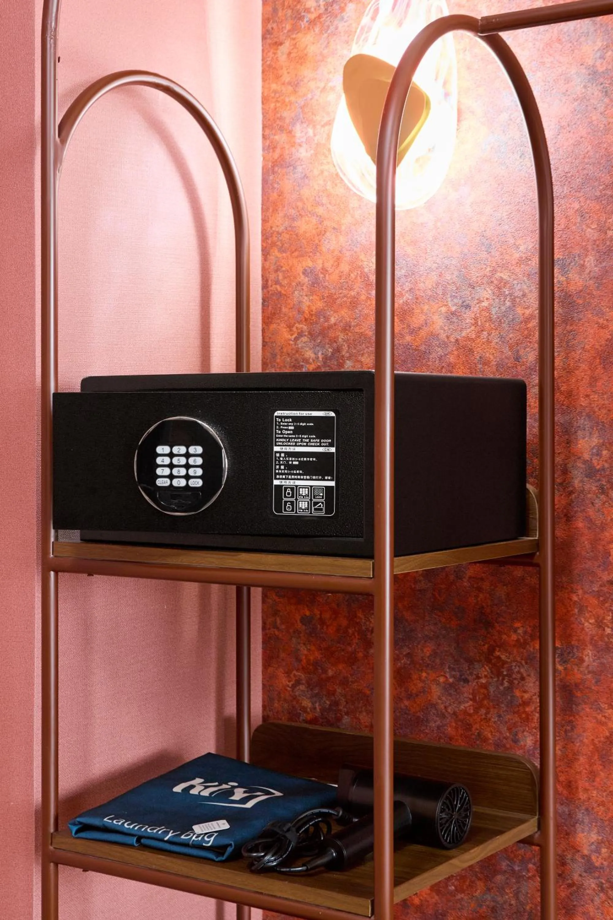 safe in KiN Hotel Ly Tu Trong Edition