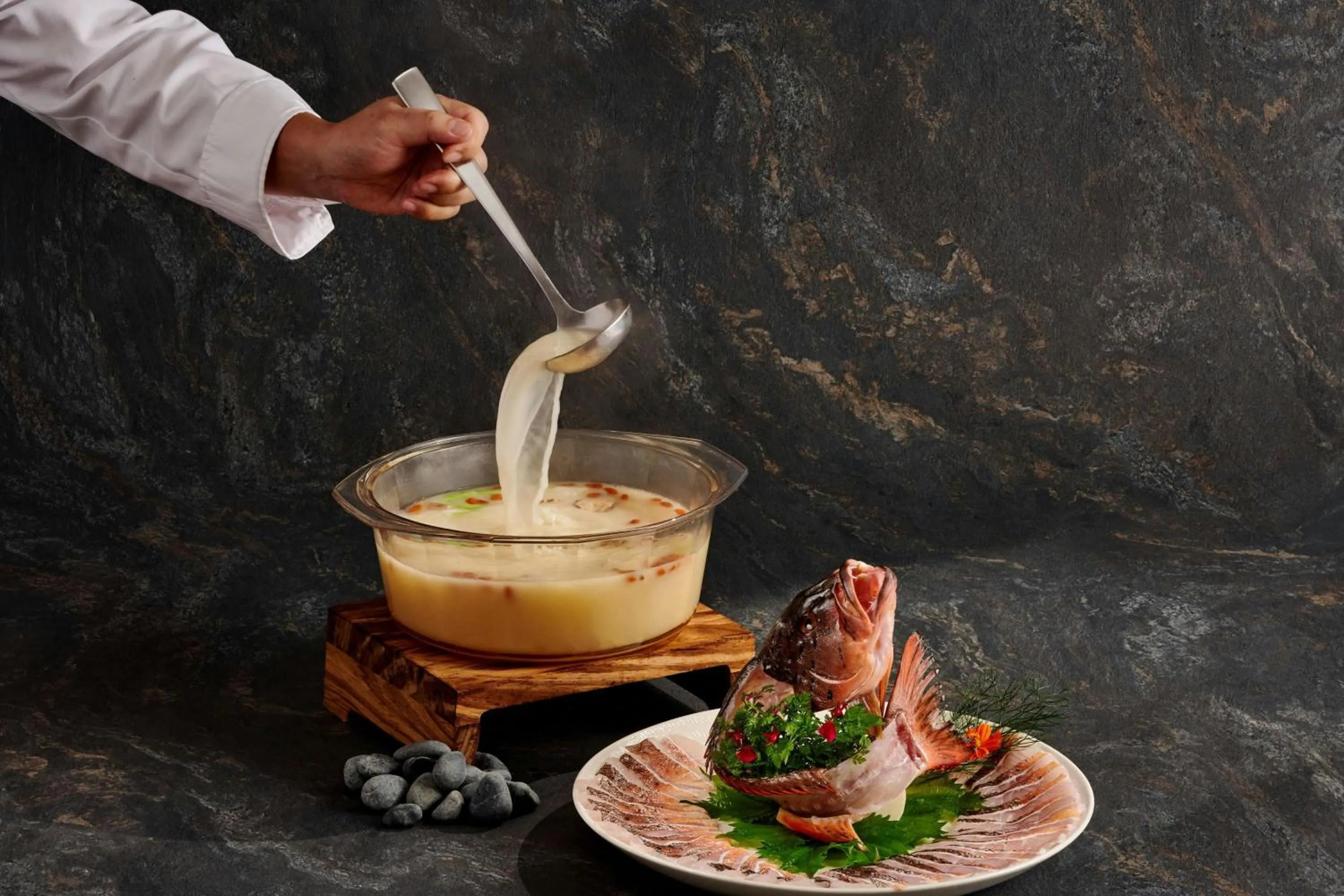 Restaurant/places to eat in Frasers House, a Luxury Collection Hotel, Singapore