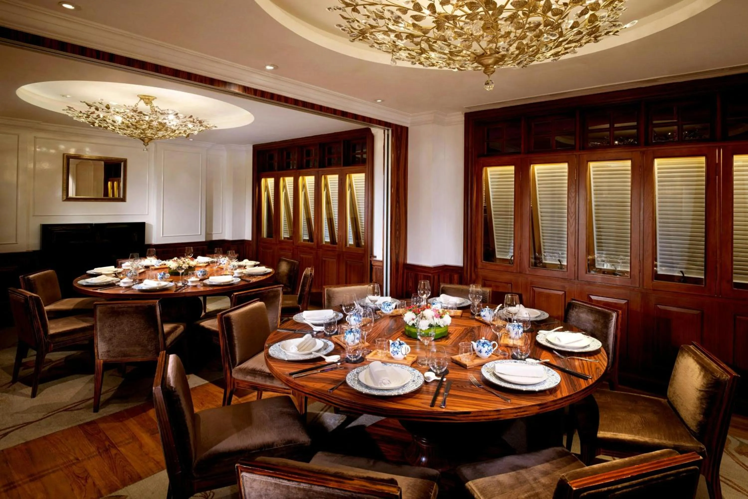 Restaurant/places to eat in Frasers House, a Luxury Collection Hotel, Singapore
