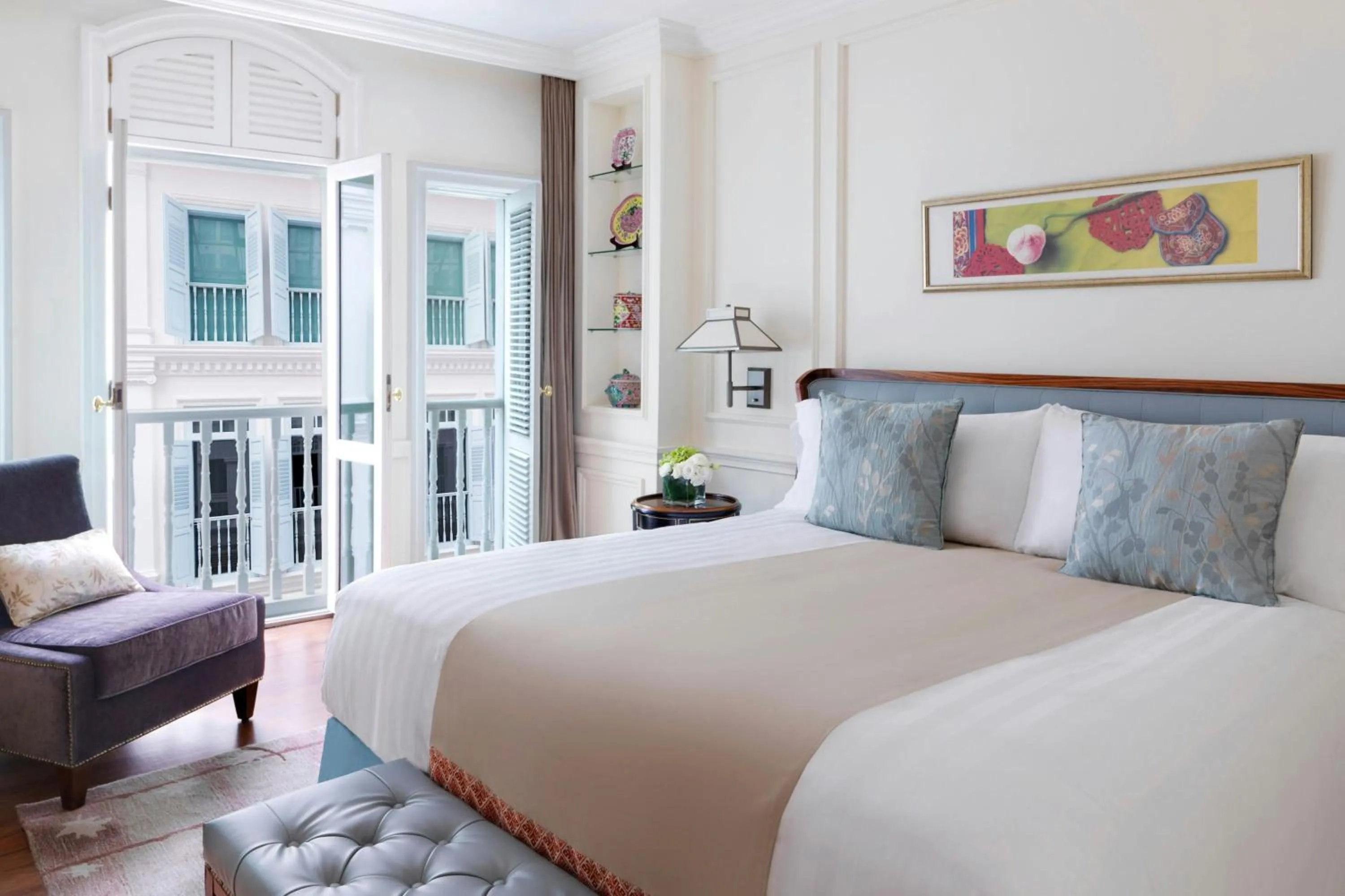 Photo of the whole room, Bed in Frasers House, a Luxury Collection Hotel, Singapore