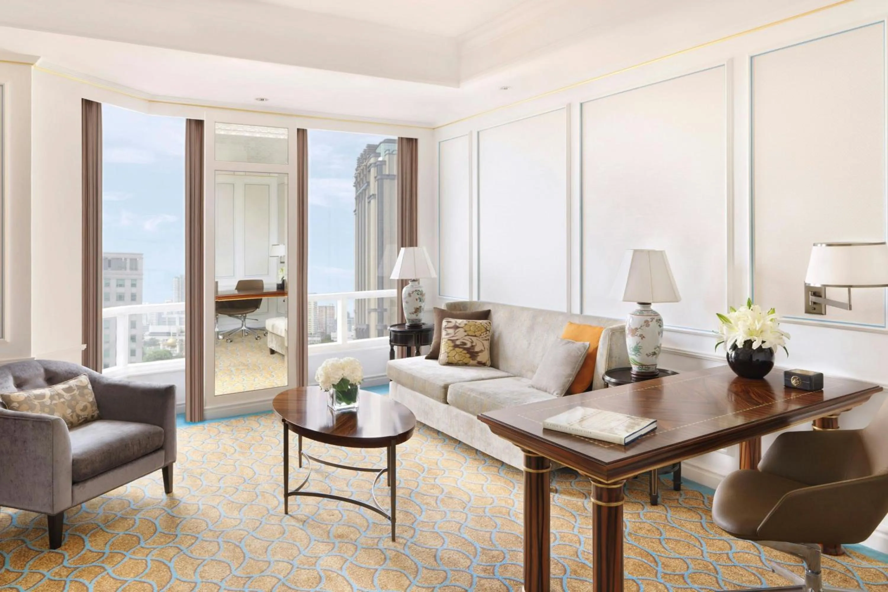 Living room in Frasers House, a Luxury Collection Hotel, Singapore