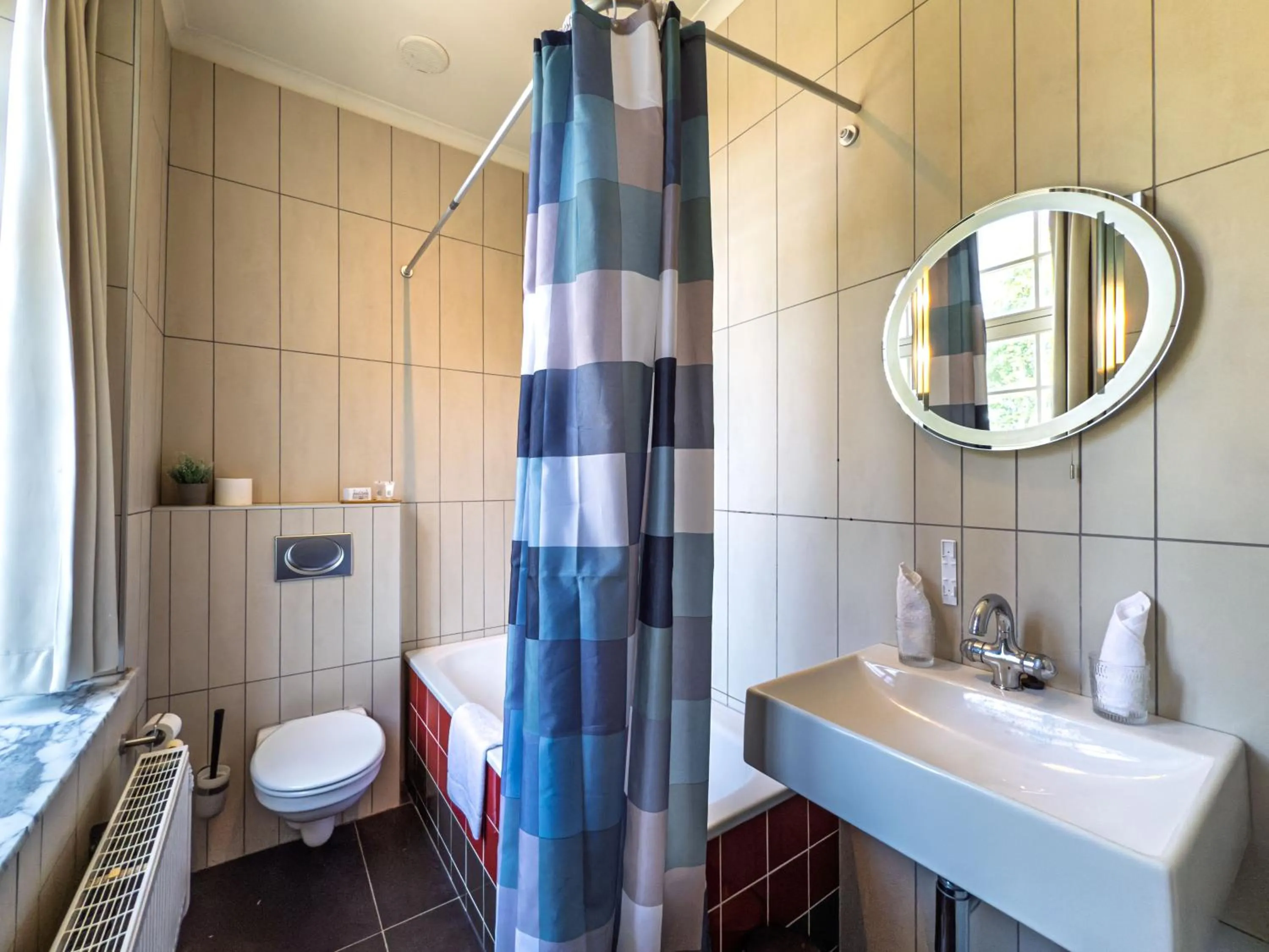 Bathroom in Kasteel Pietersheim Maastricht - Lanaken