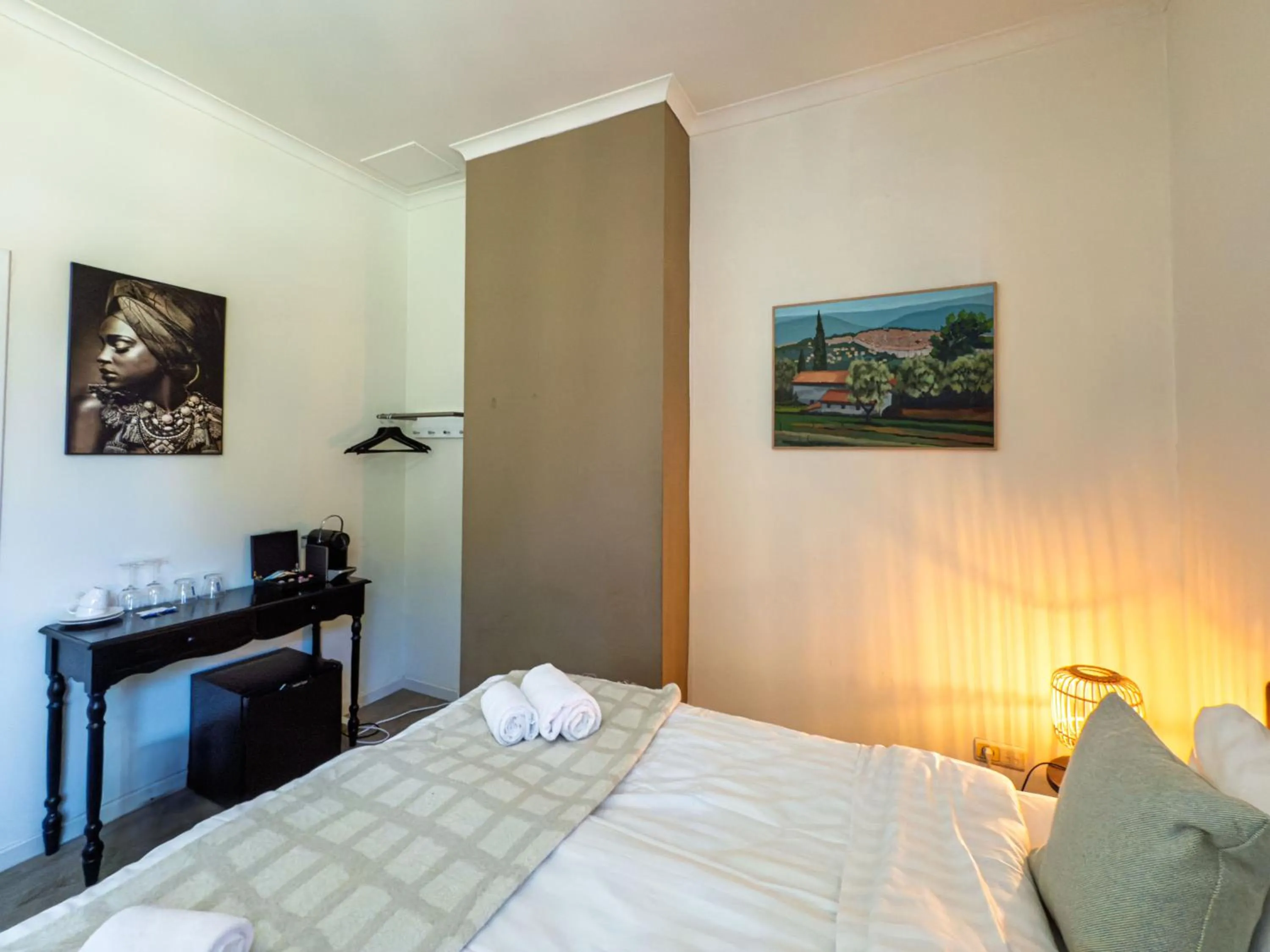 Bedroom, Bed in Kasteel Pietersheim Maastricht - Lanaken