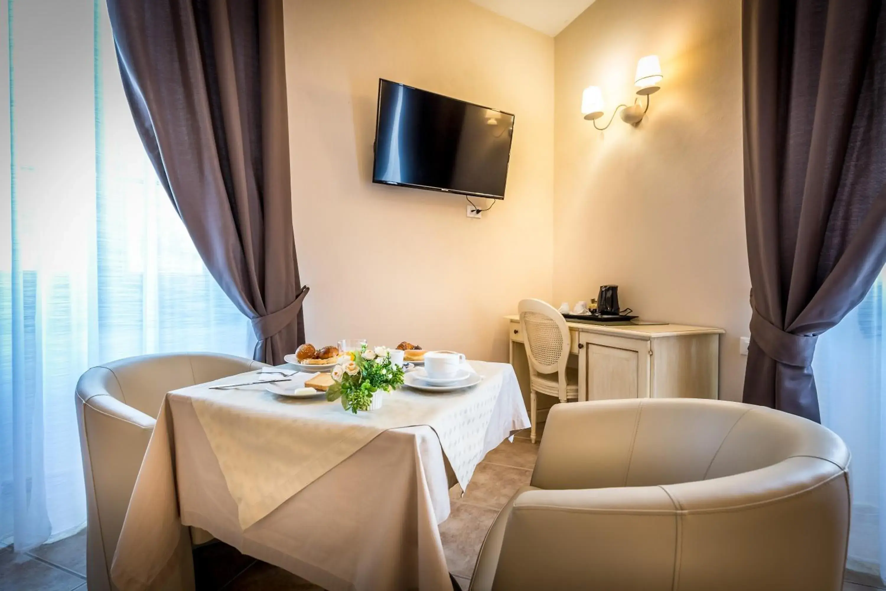 Superior Double or Twin Room - single occupancy in Sognando Firenze Superior Double or Twin Room - single occupancy in Sognando Firenze