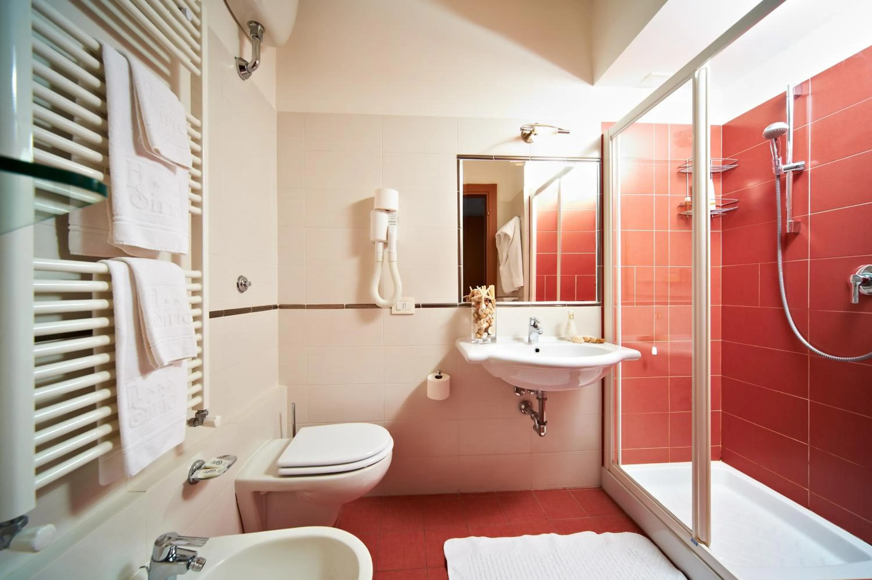 Bathroom in Hotel Sirio