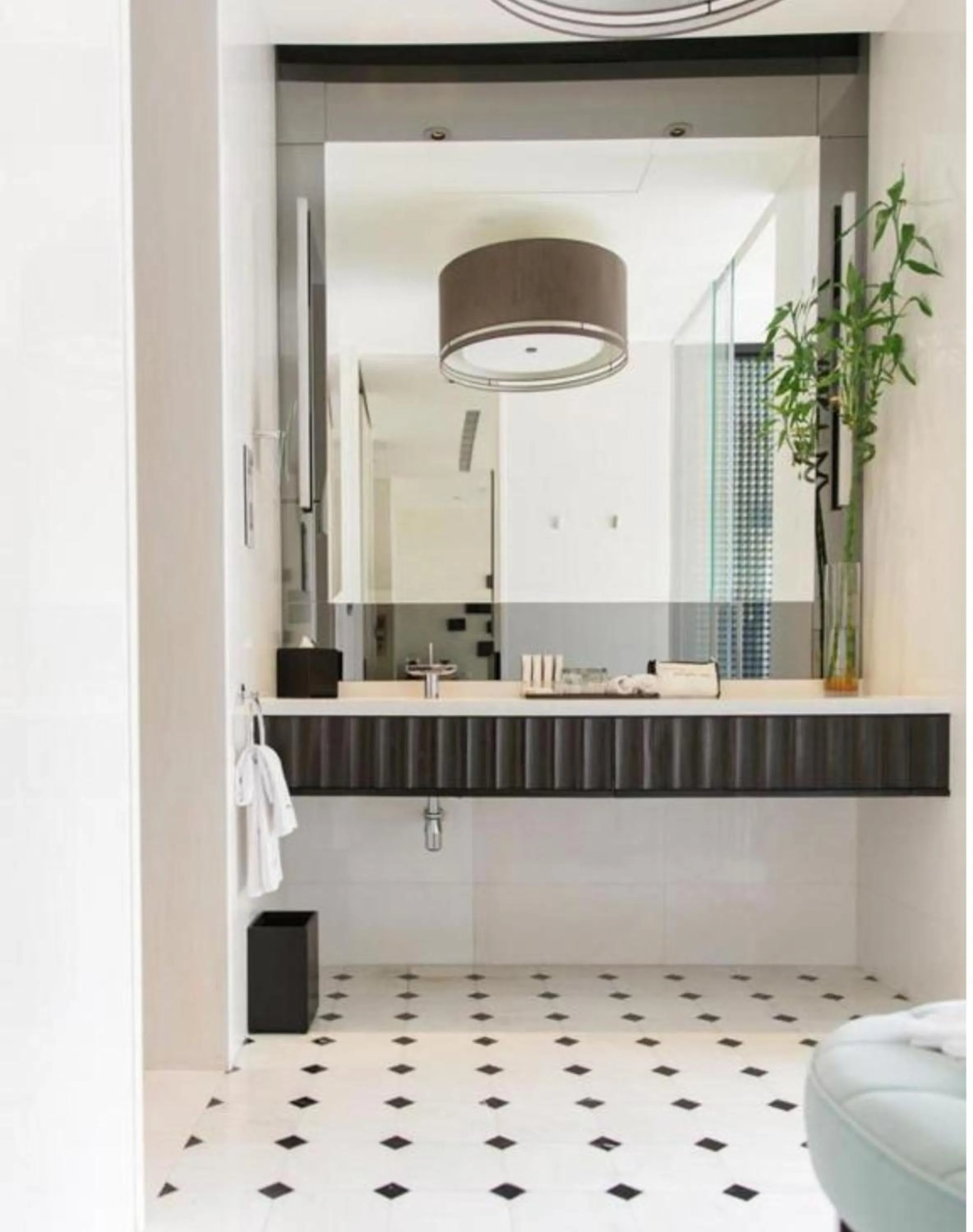 Bathroom in Naumi Hotel Singapore