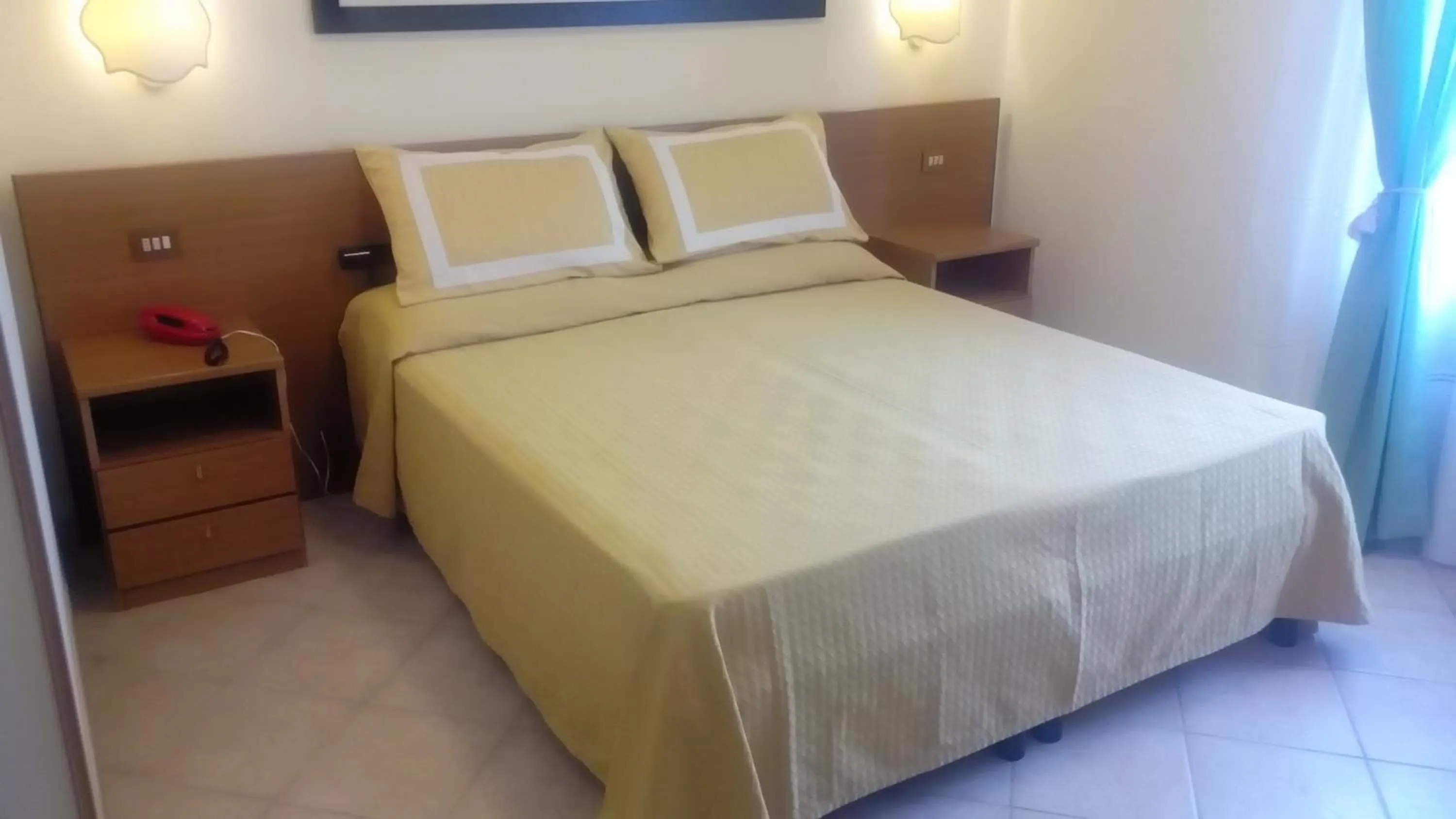 Bedroom in Hotel Astor Victoria