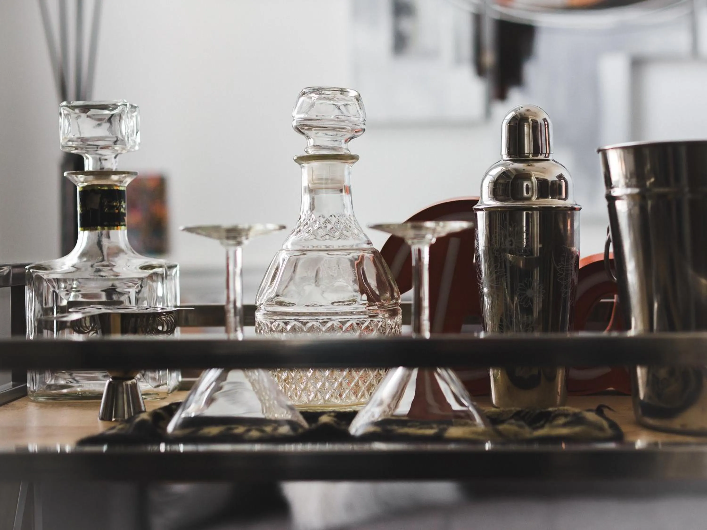 Food and drinks in Downtown Memphis Shellcrest Apartments